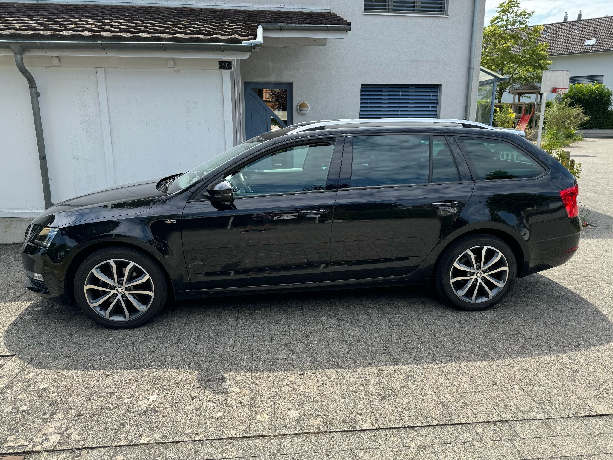 SKODA Octavia Combi 1.5 TSI Soleil DSG