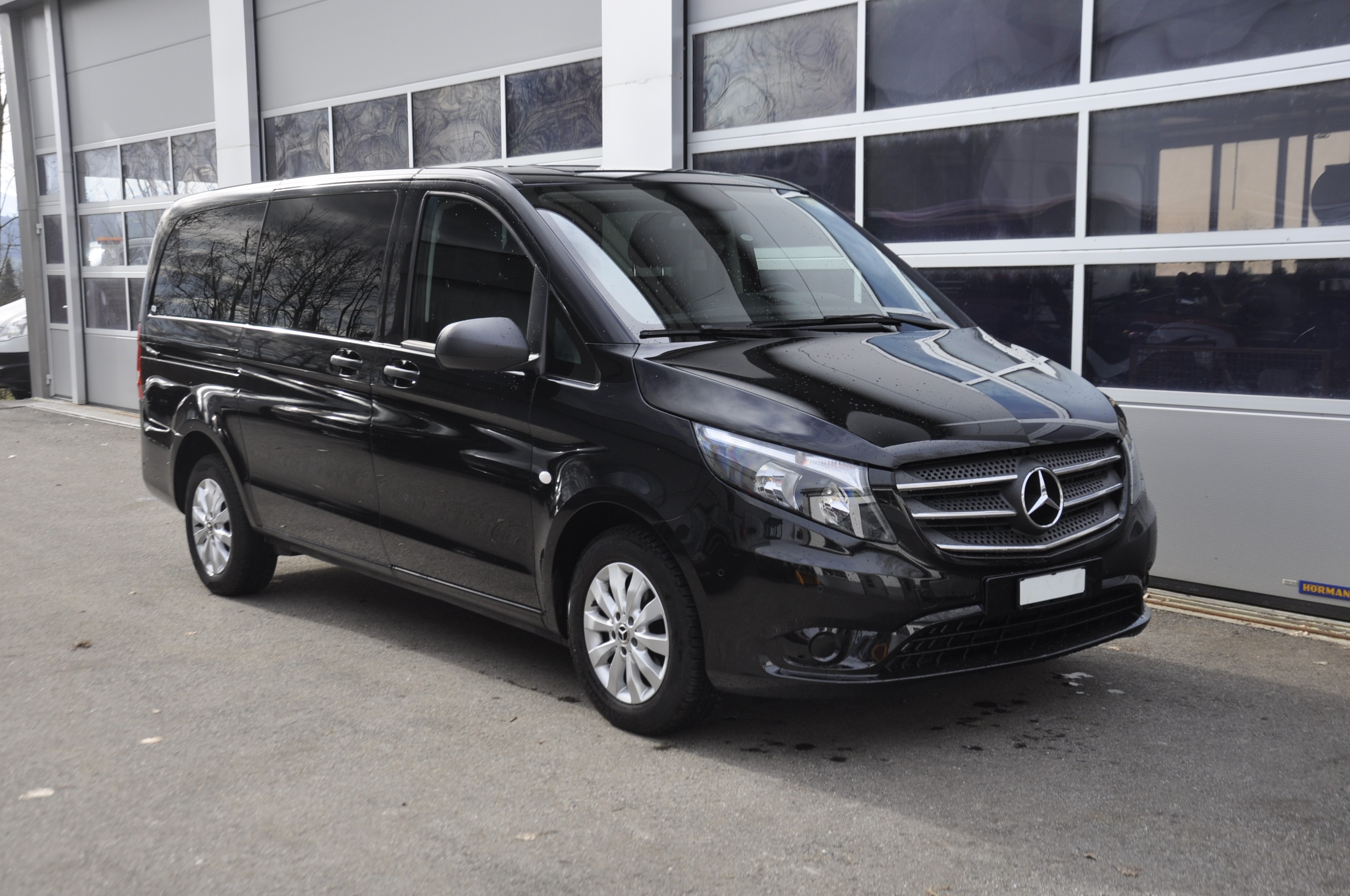 MERCEDES-BENZ Vito 116 CDI Lang Select Tourer 9G-Tronic