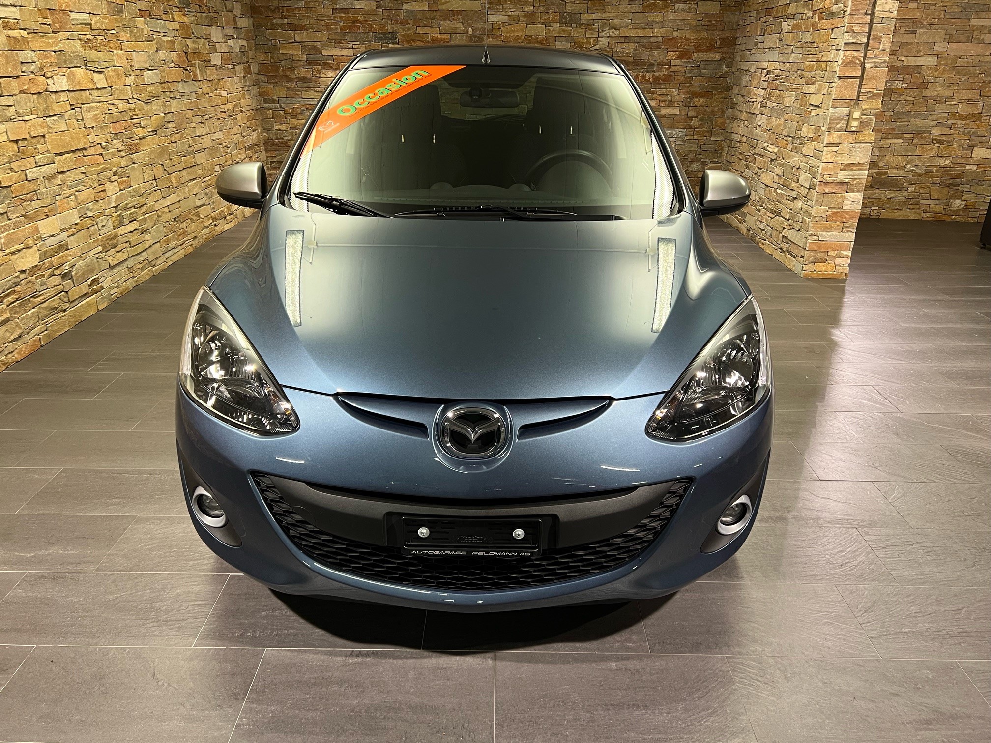 MAZDA 2 1.3i 16V Voila ma Suisse Edition+