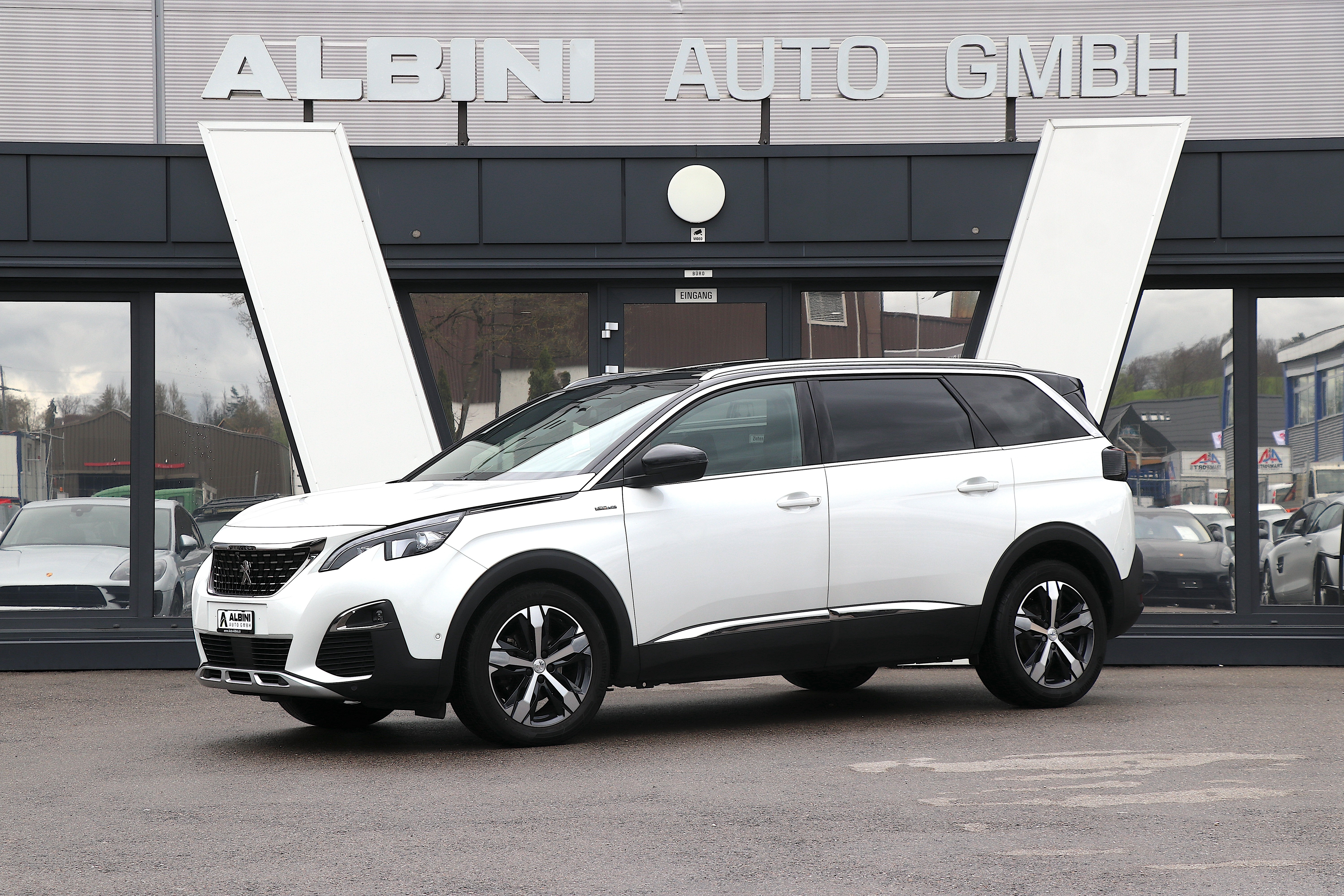 PEUGEOT 5008 1.6 Pure Tech GT LineEAT8