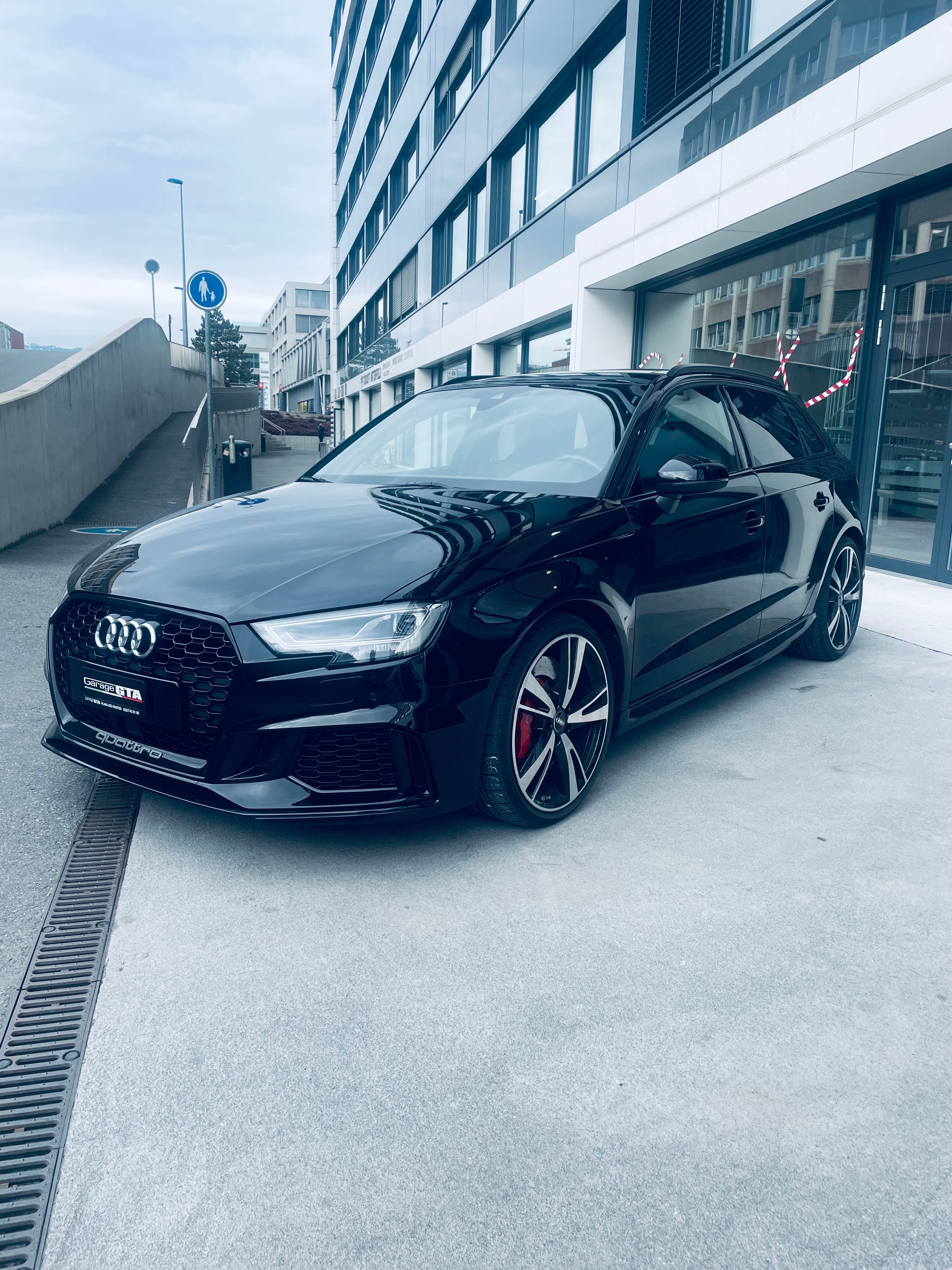 AUDI RS3 Sportback 2.5 TSI quattro