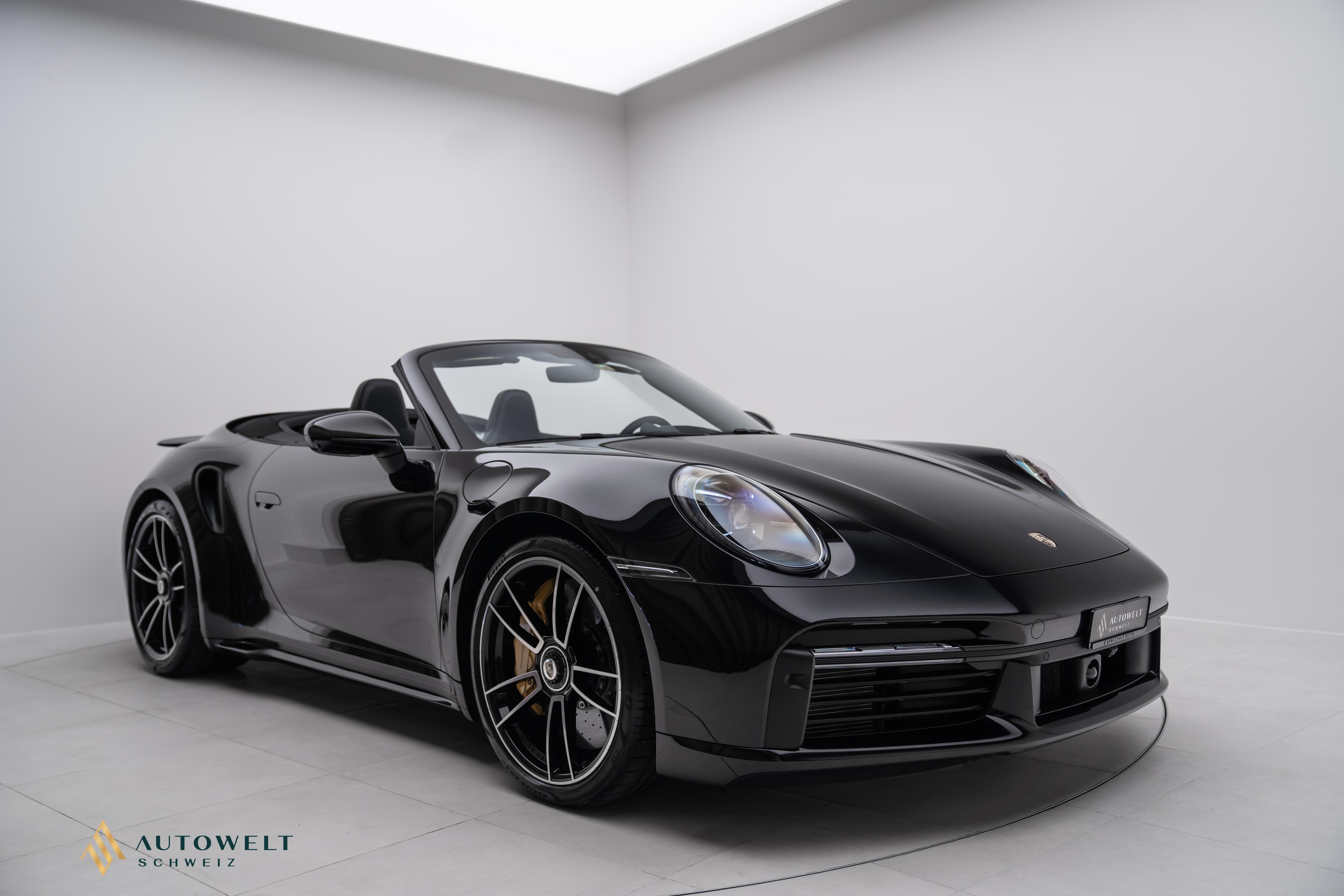 PORSCHE 911 Turbo S Cabriolet PDK