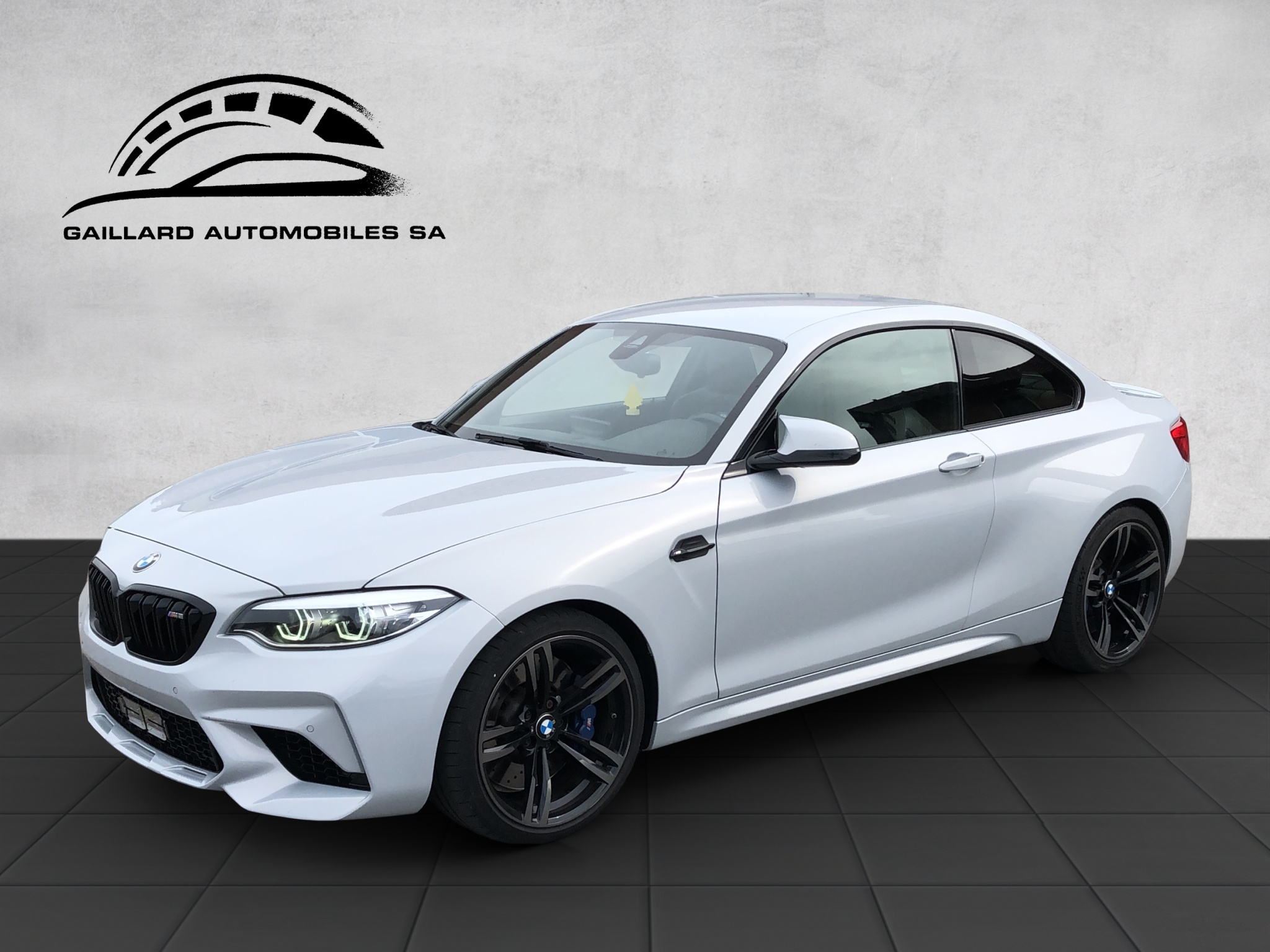 BMW M2 Competition Drivelogic