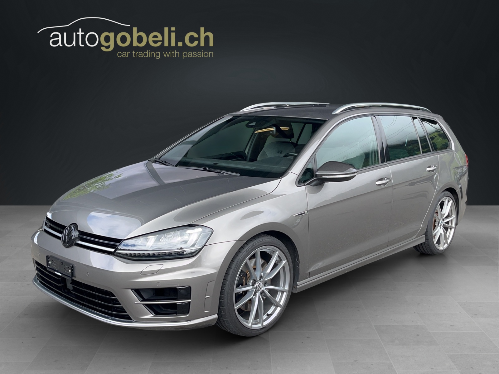 VW Golf Variant 2.0 TSI R 4 Motion DSG