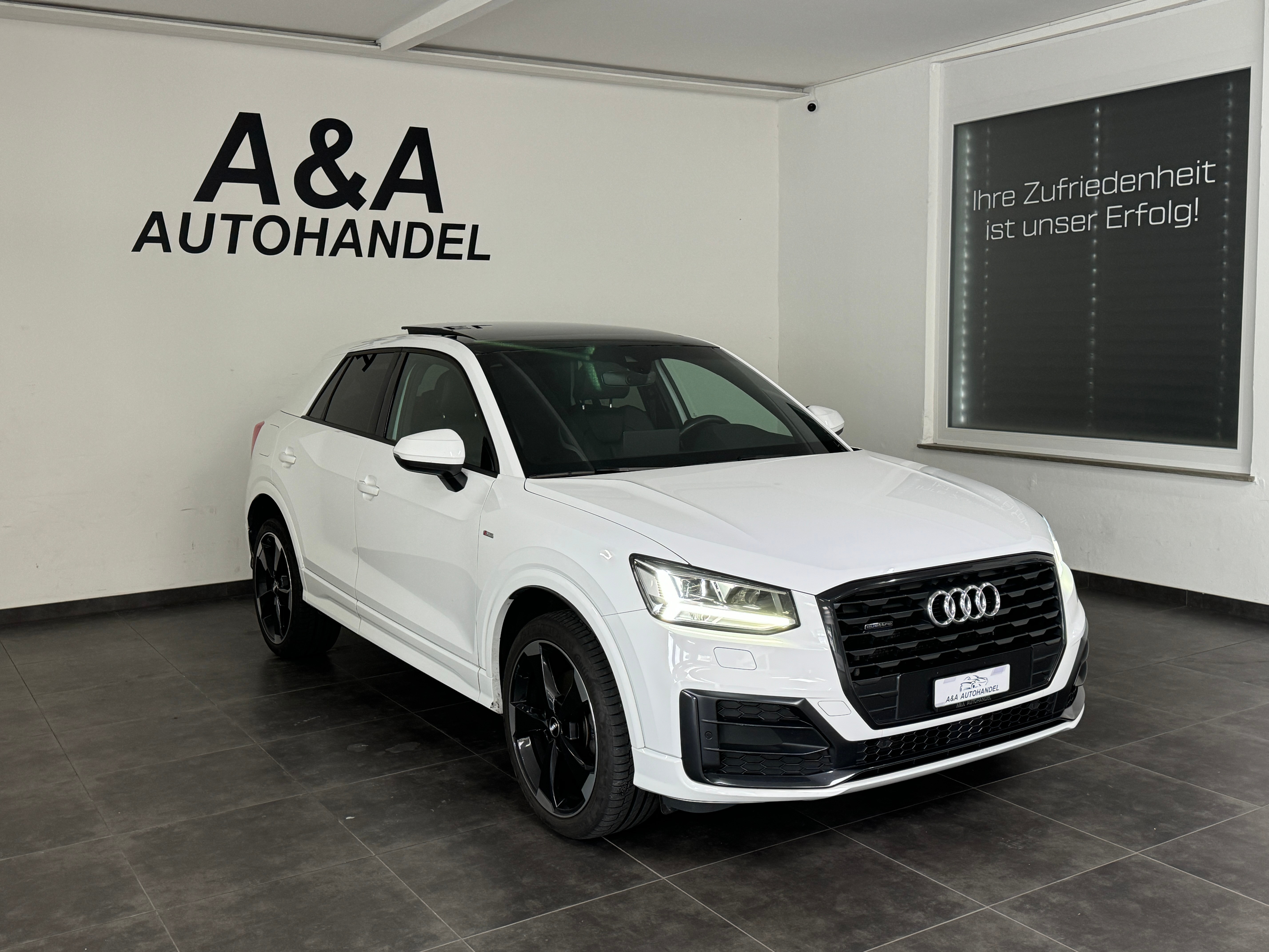 AUDI Q2 2.0 TFSI sport quattro S-tronic