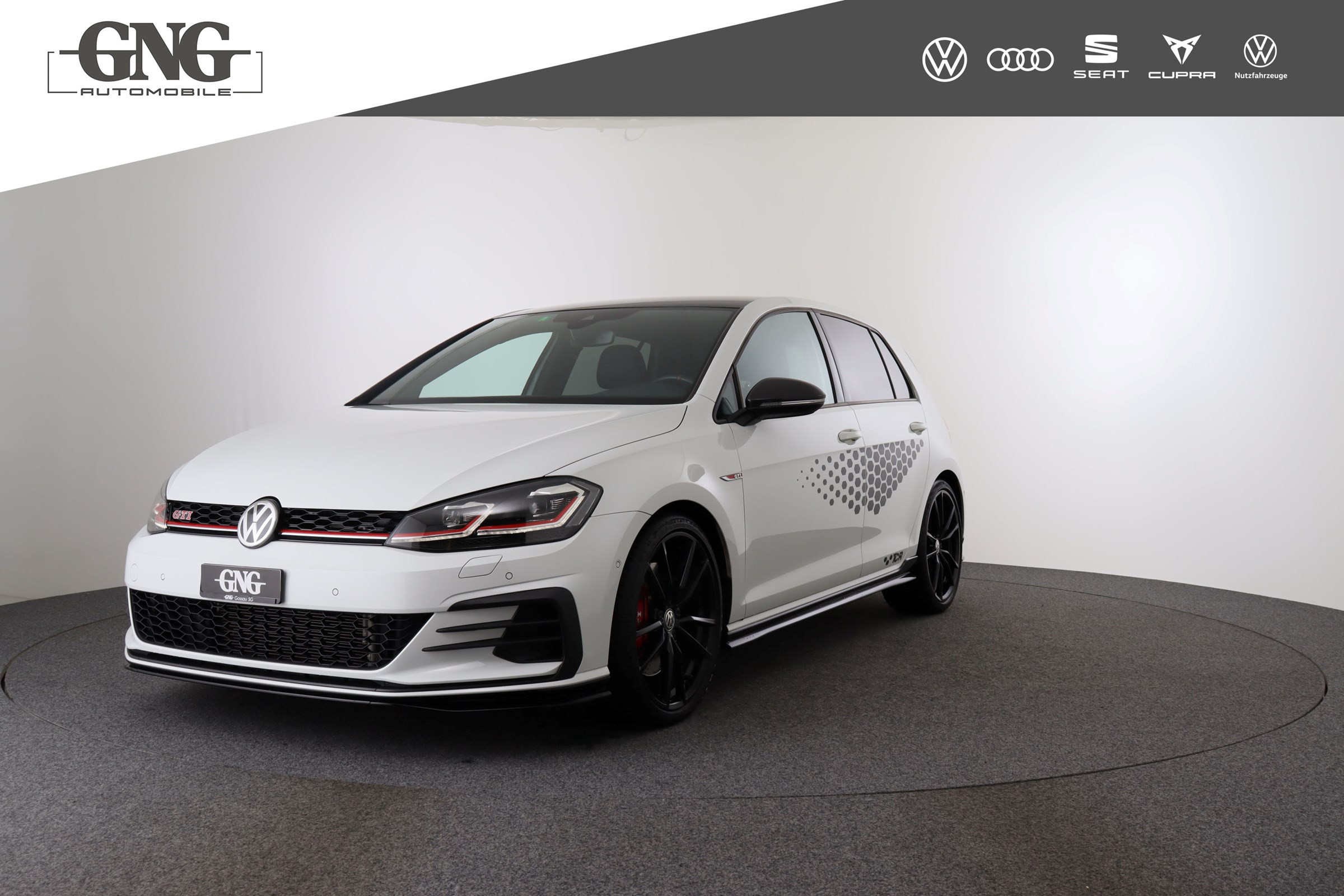 VW Golf 2.0 TSI GTI TCR DSG