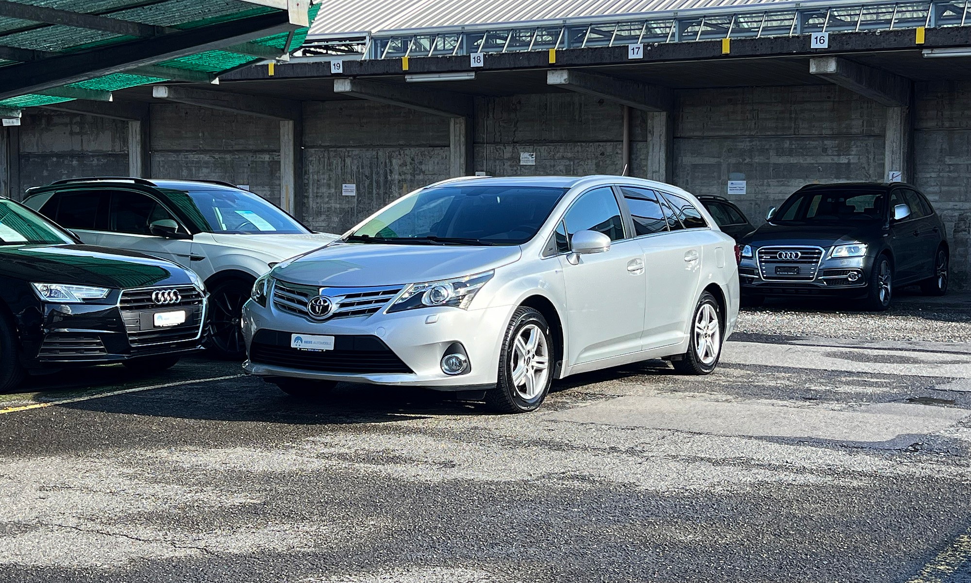 TOYOTA Avensis Sportswagon 2.0 Linea Sol Multidrive