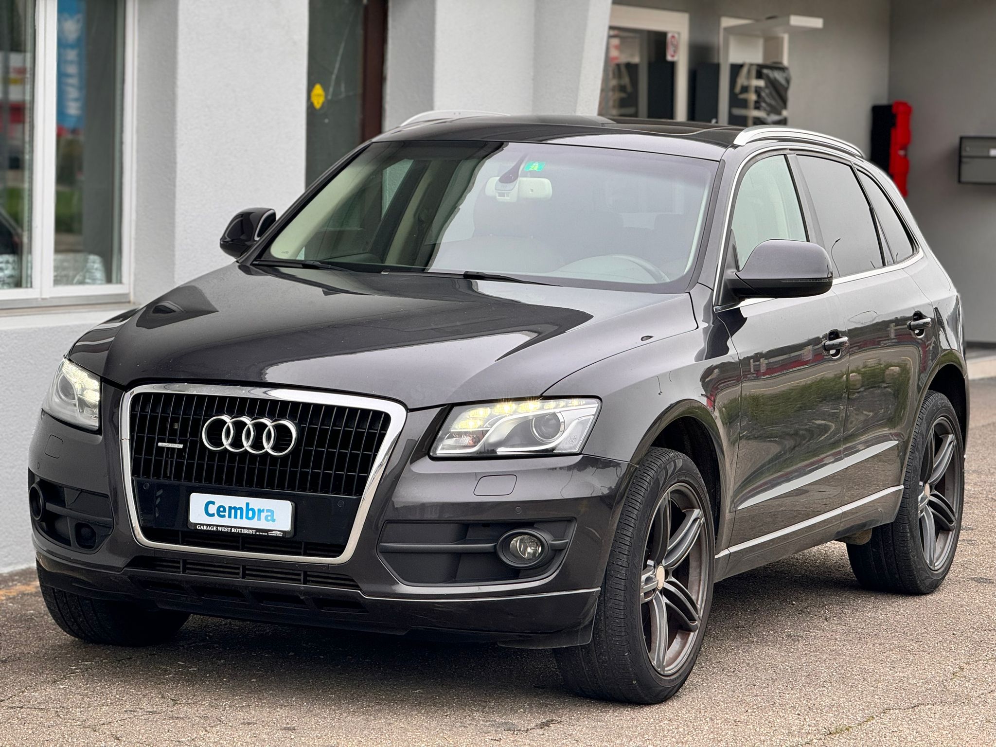 AUDI Q5 3.0 TDI quattro S-tronic