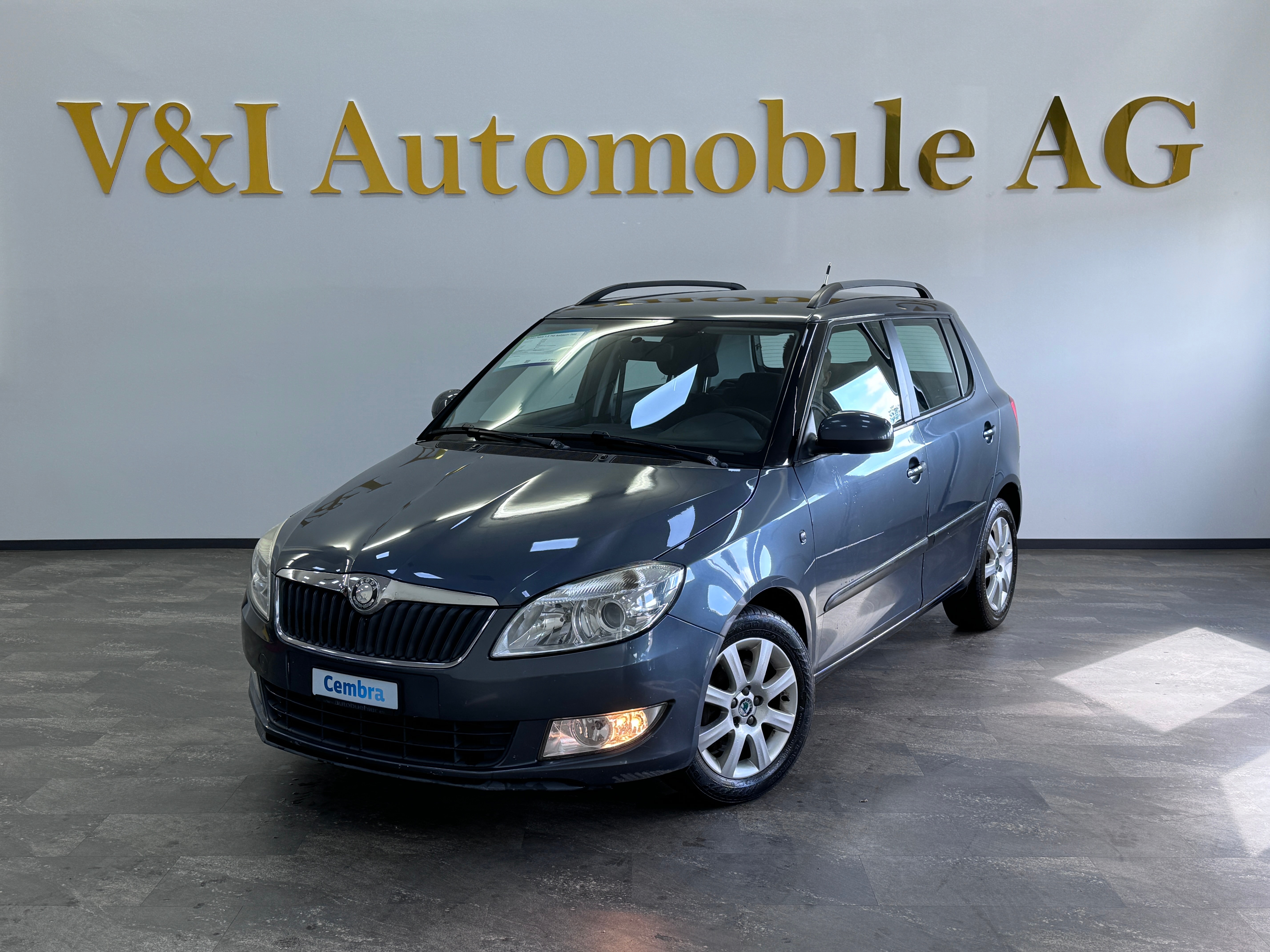 SKODA Fabia 1.2 TSI Ambiente DSG