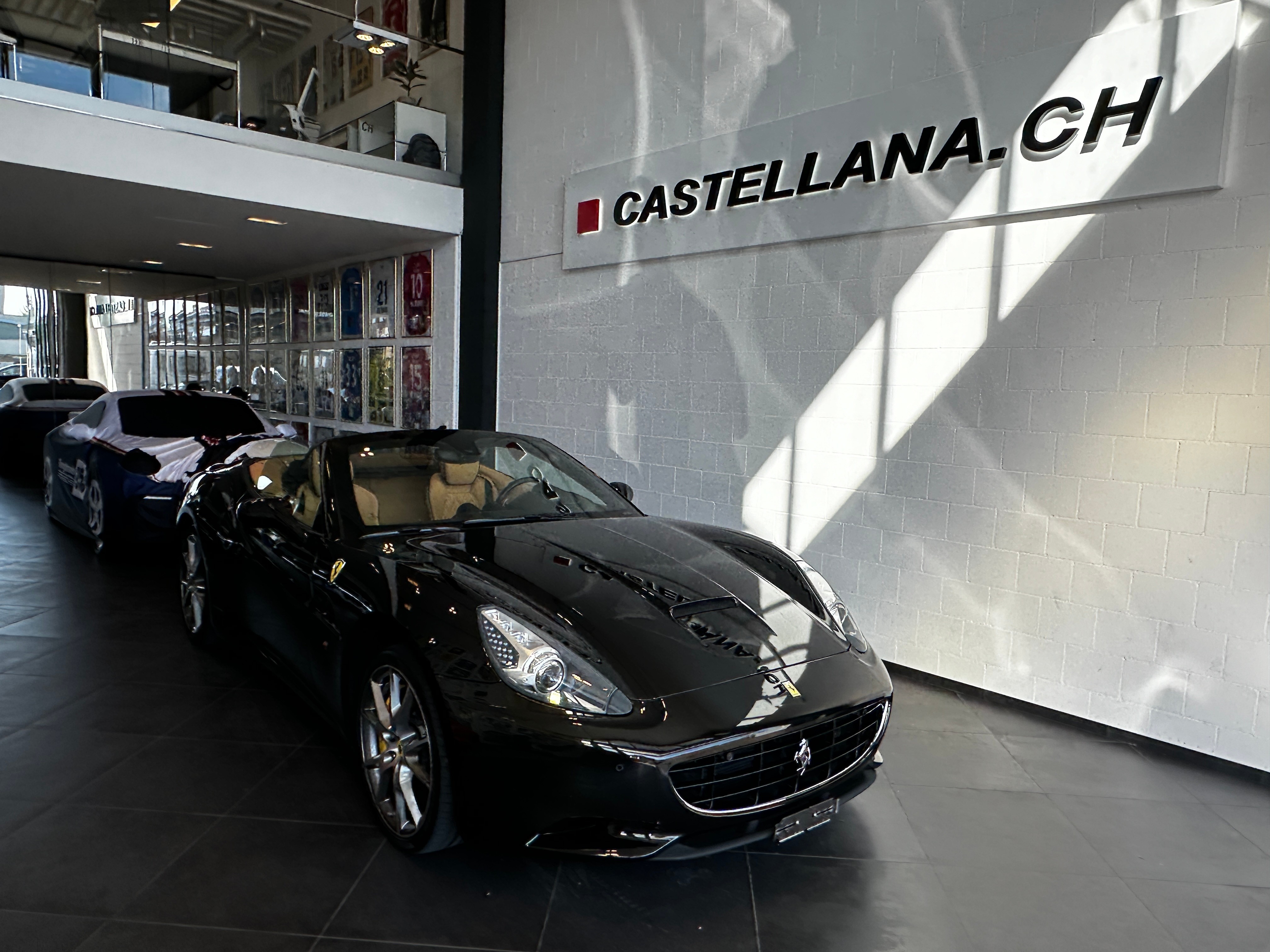 FERRARI California 4.3 V8