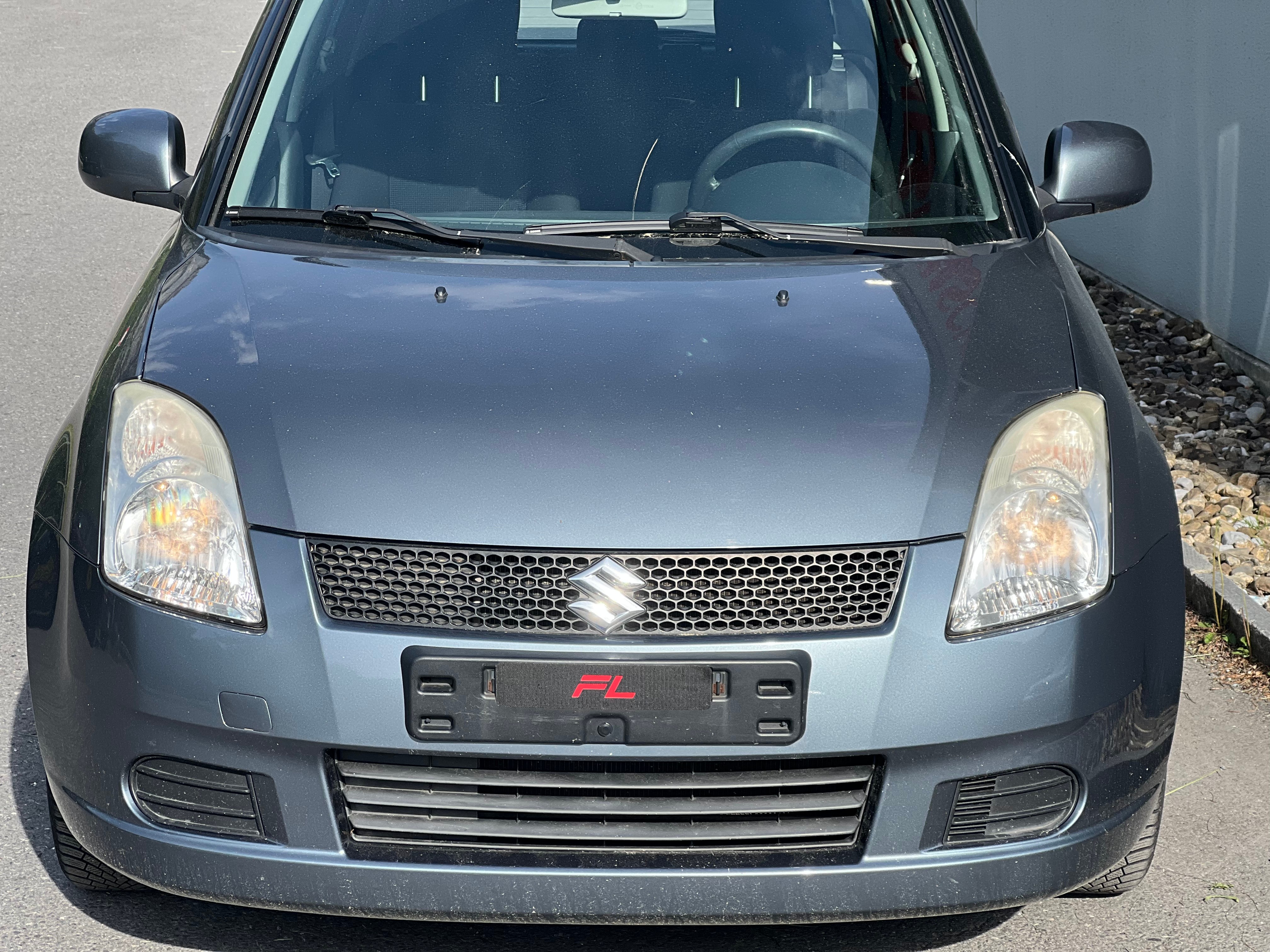 SUZUKI Swift 1.3i 16V GL 4x4