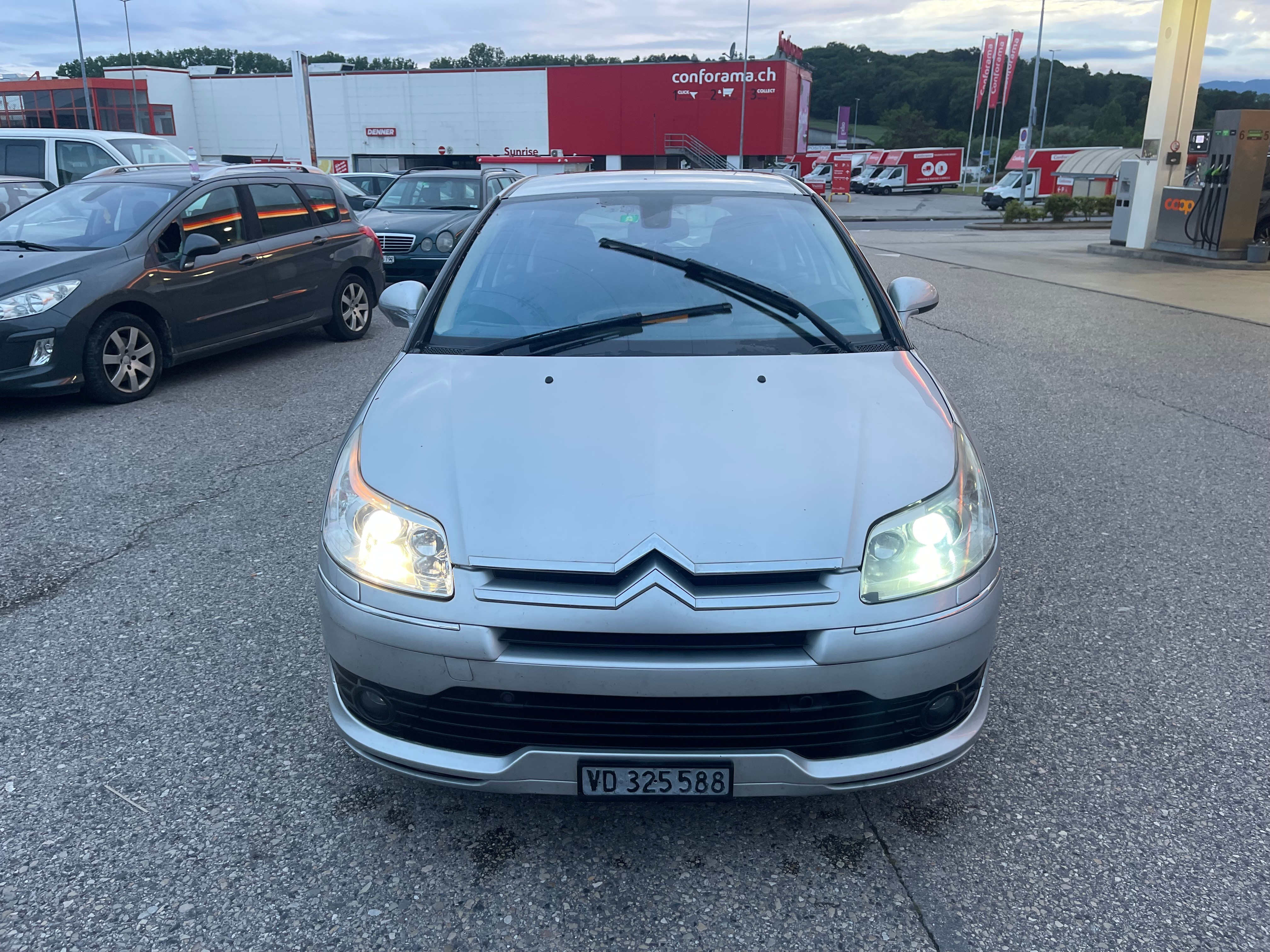 CITROEN C4 Berline 1.6 16V HDi VTR