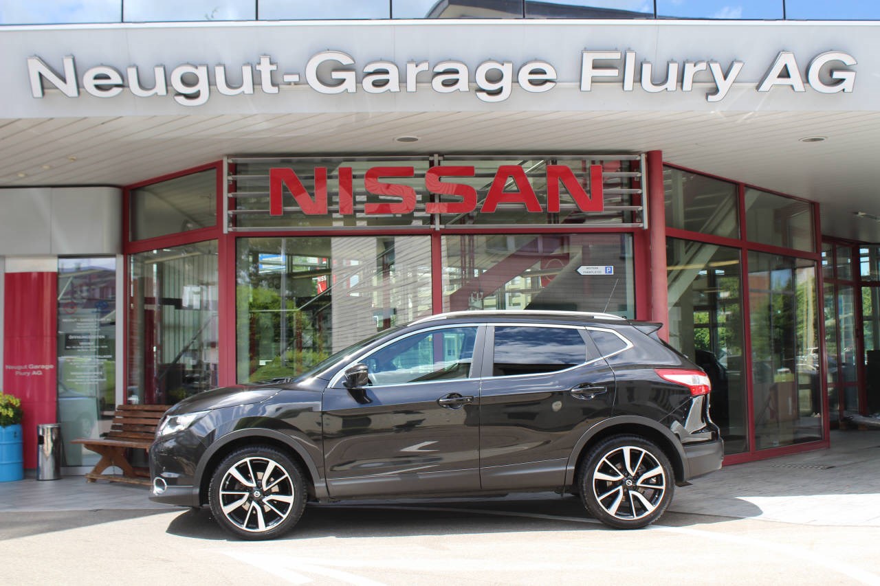 NISSAN Qashqai 1.2 DIG-T Tekna