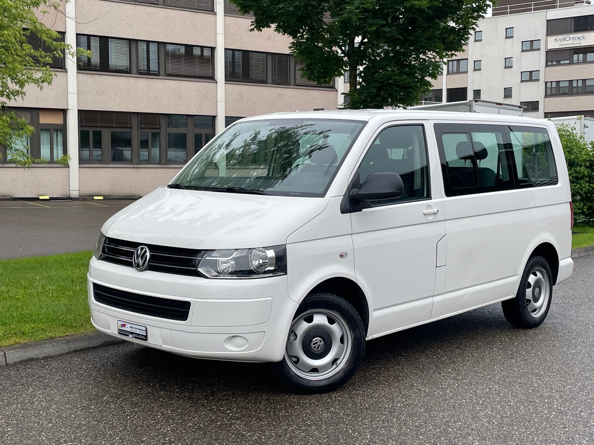 VW T5 Caravelle Comfortline 2.0 TDI CR 4Motion DSG 8 Plätzer Frisch ab MFK