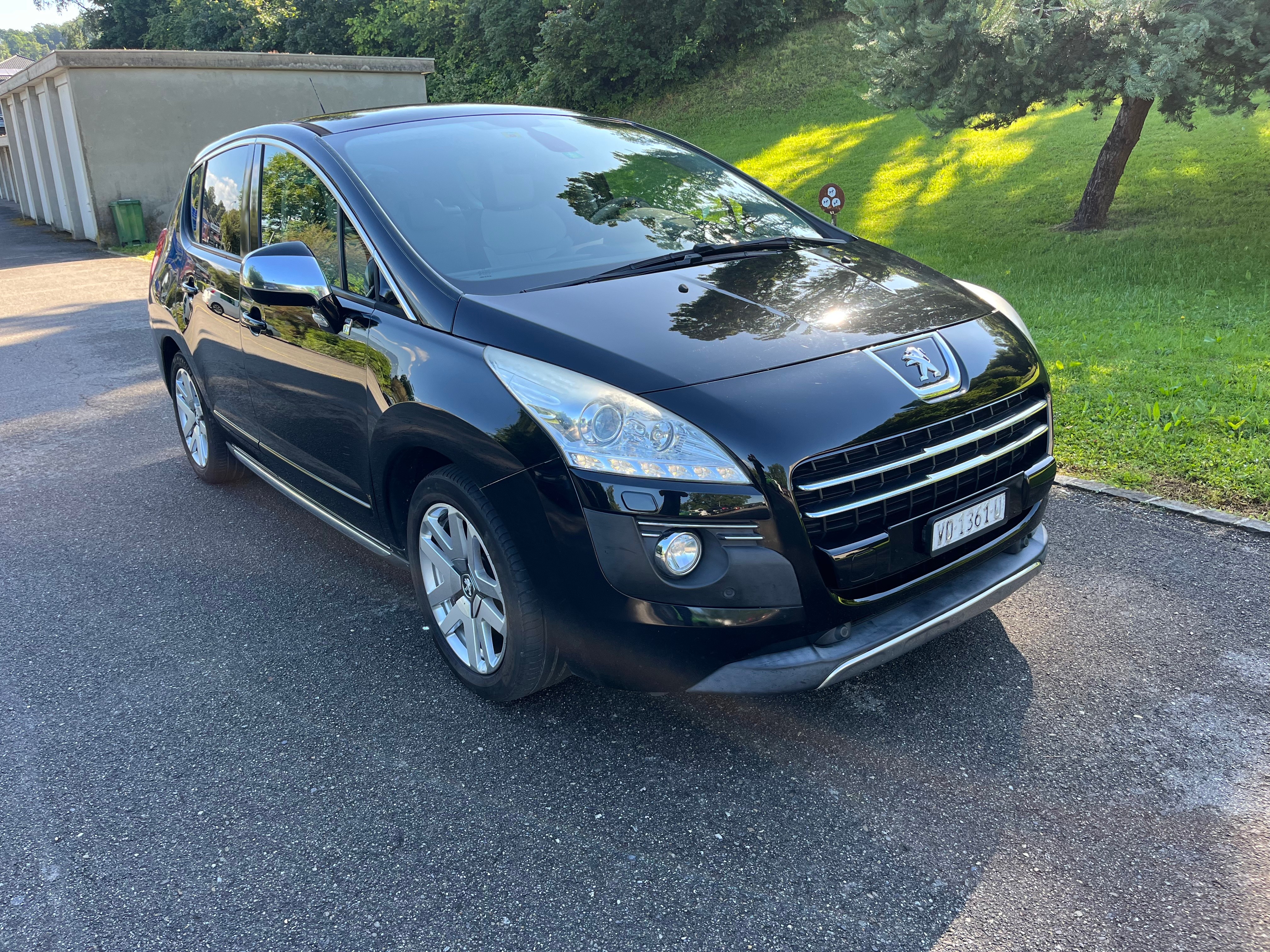 PEUGEOT 3008 HYbrid4 2.0 HDI EGS6