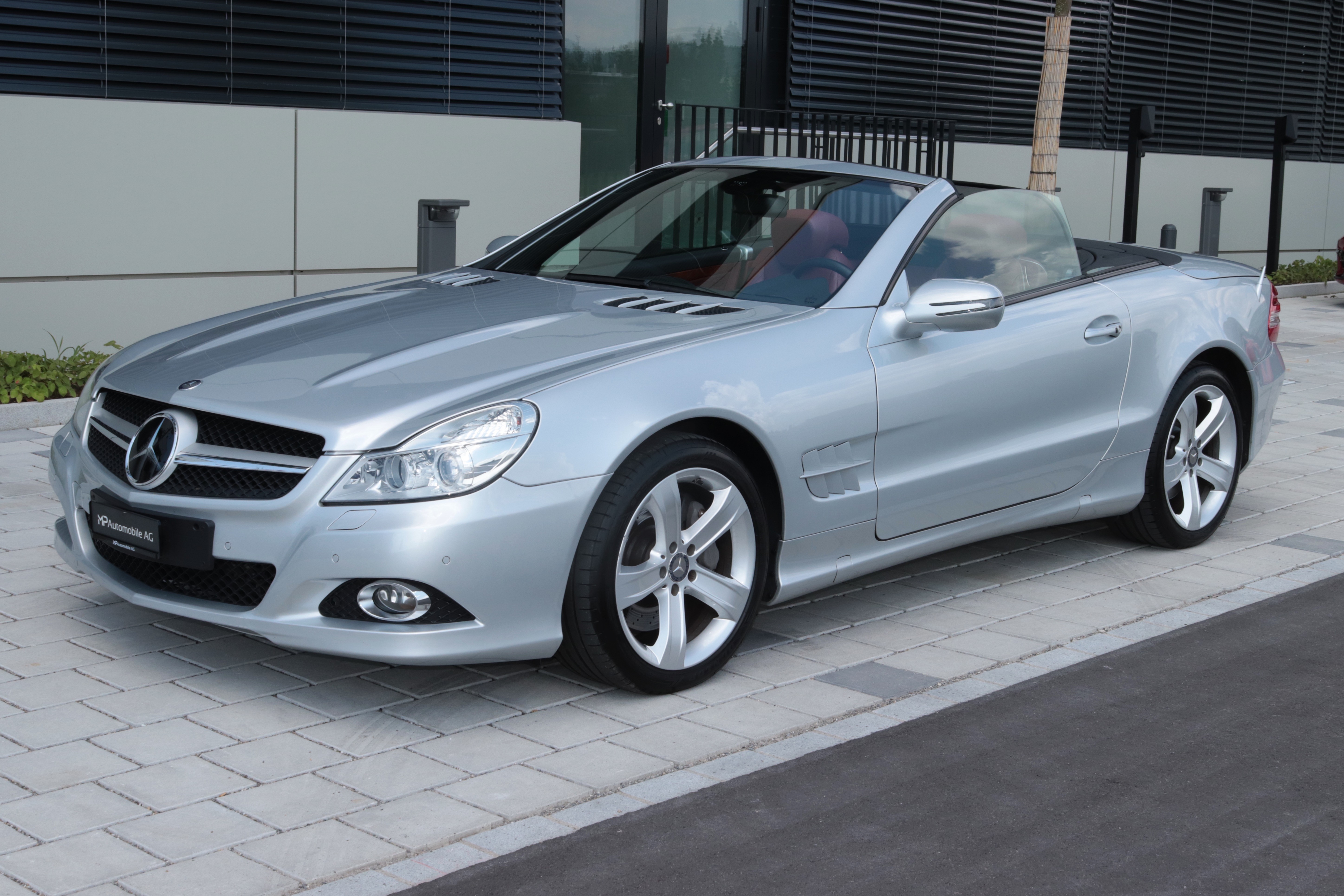 MERCEDES-BENZ SL 500 7G-Tronic