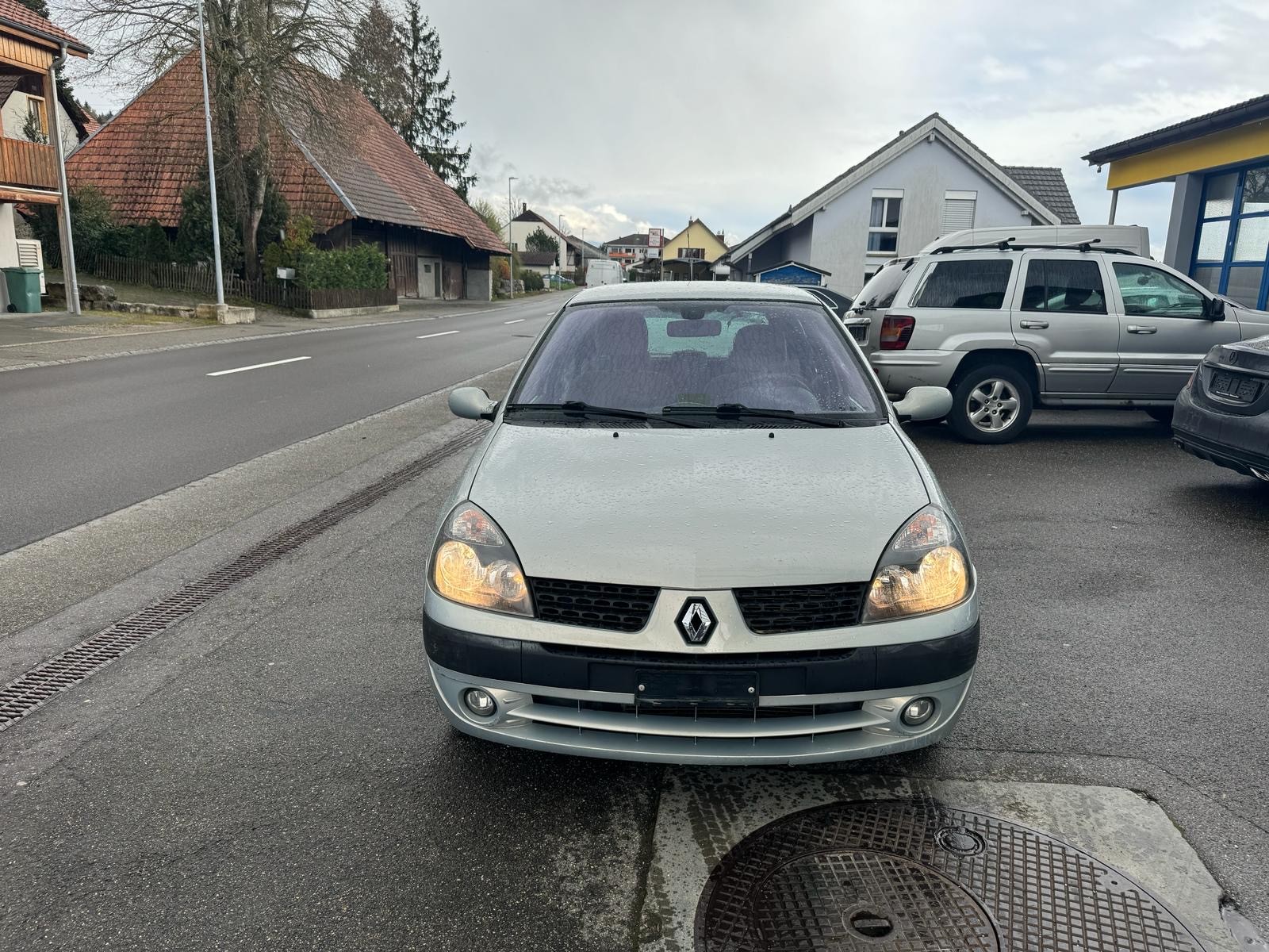 RENAULT Clio 1.4 16V Expression Confort