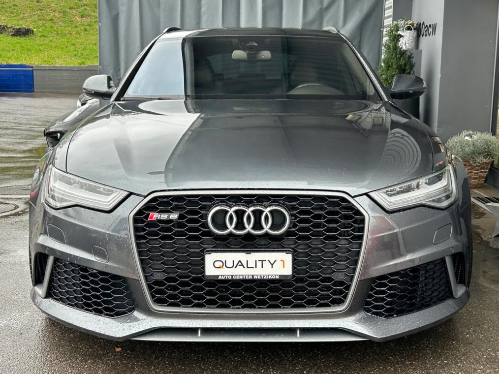 AUDI RS6 Avant 4.0 TFSI V8 performance quattro