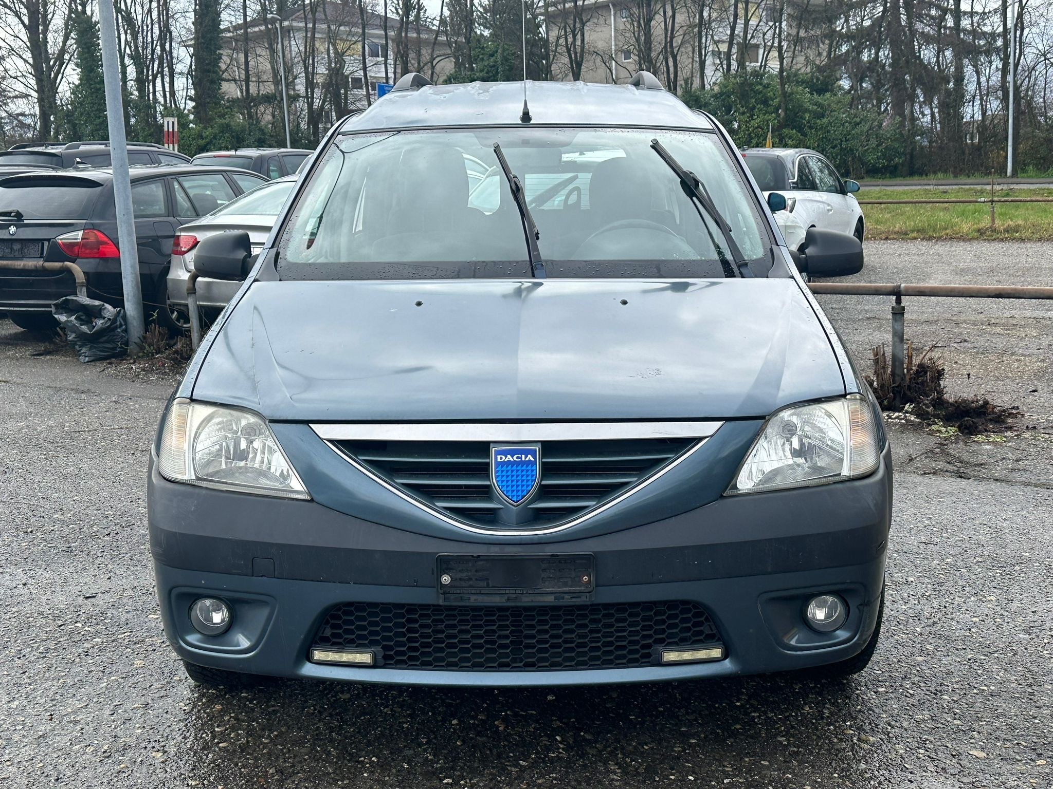 DACIA Logan 1.6 16V Lauréate