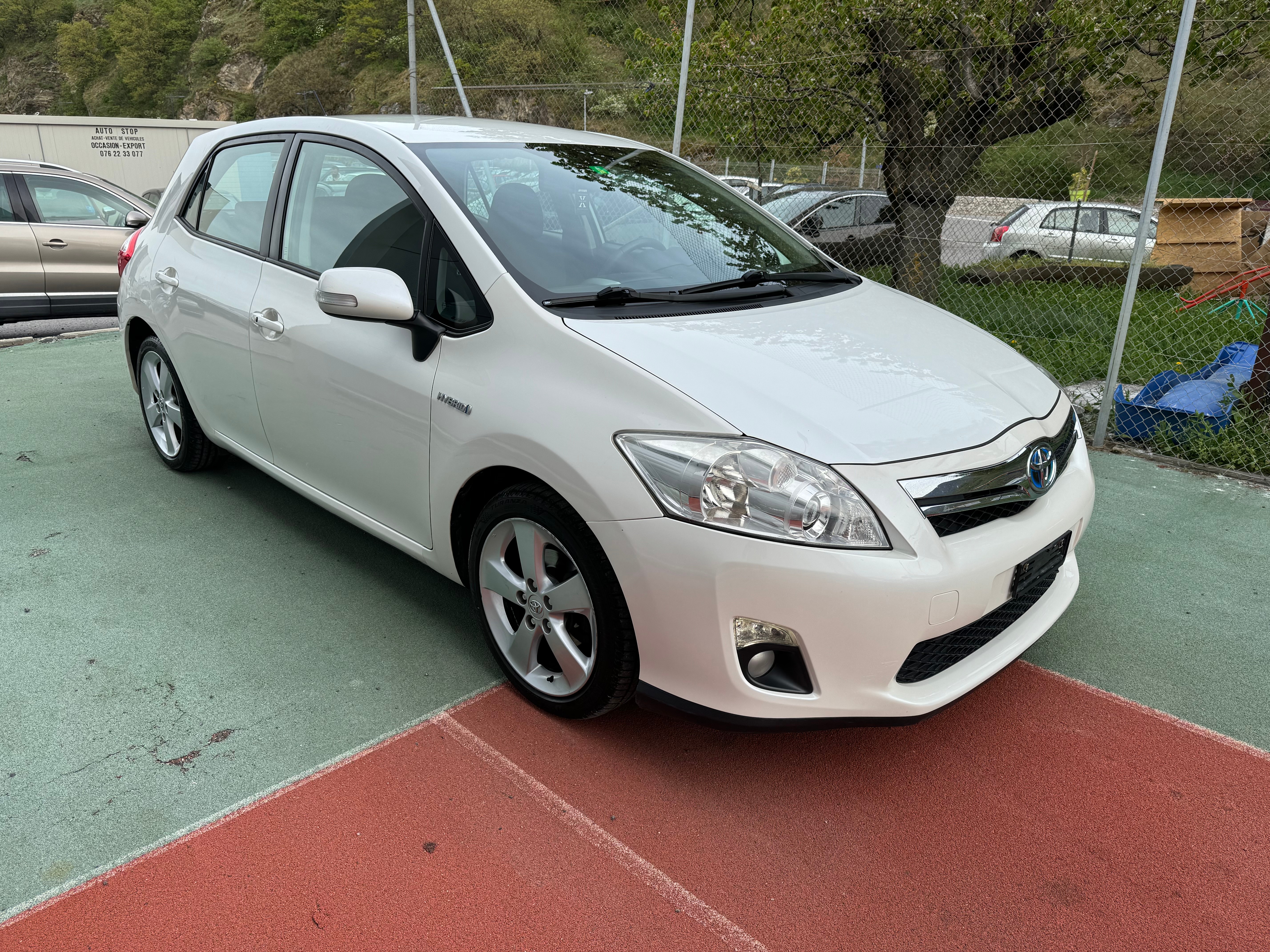 TOYOTA Auris 1.8 16V HSD Linea Sol