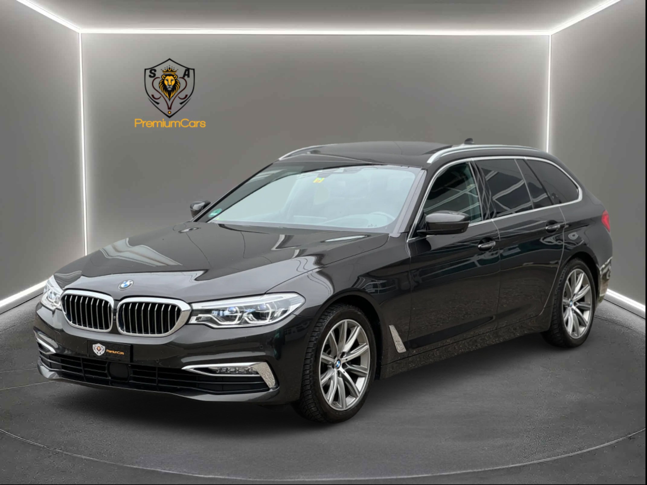 BMW 520d xDrive Touring Luxury Line Steptronic