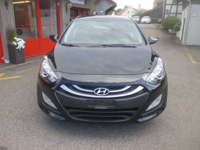 HYUNDAI i30 1.6 GDI GO!