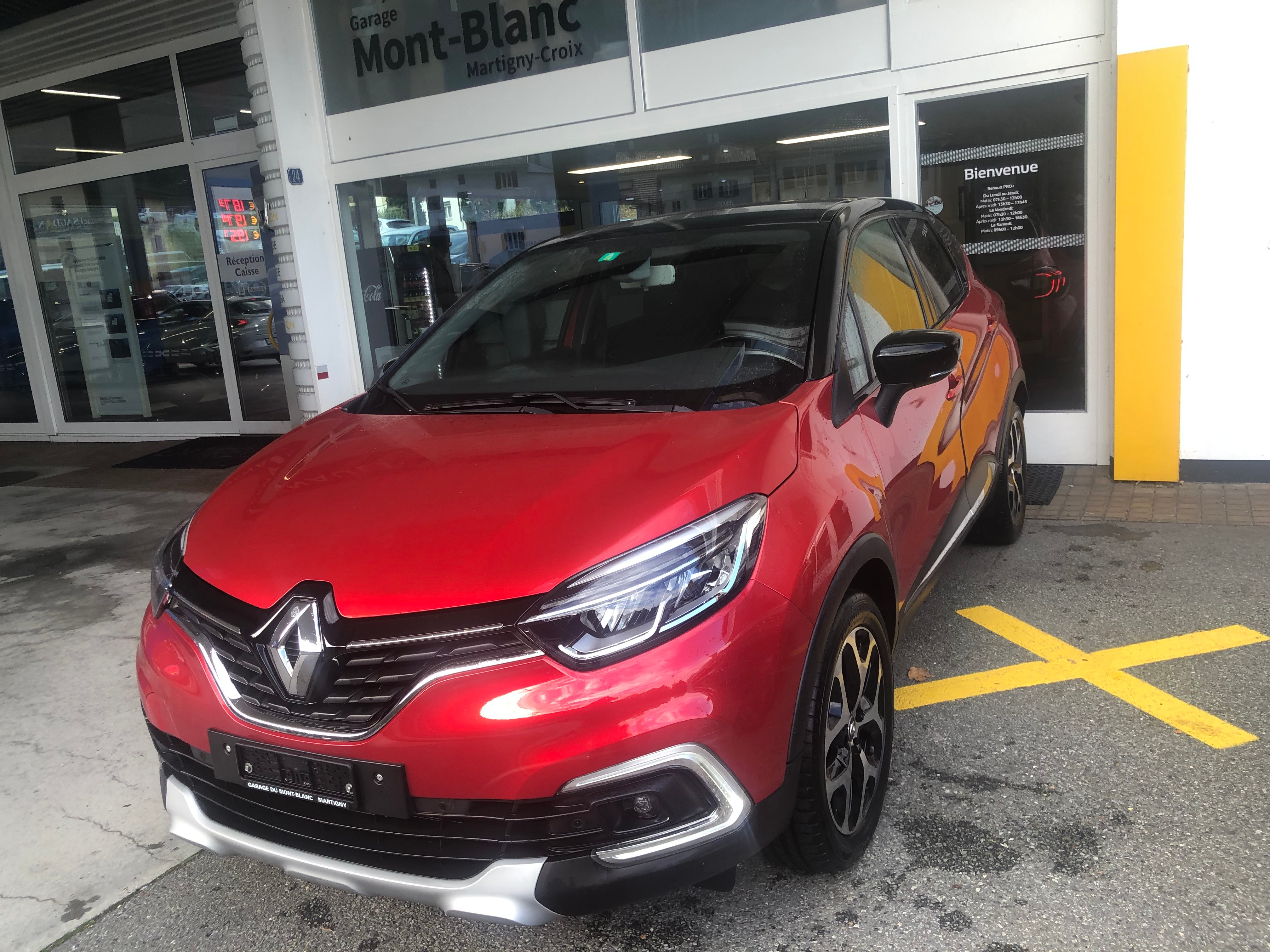 RENAULT Captur 1.2 T 16V Intens EDC