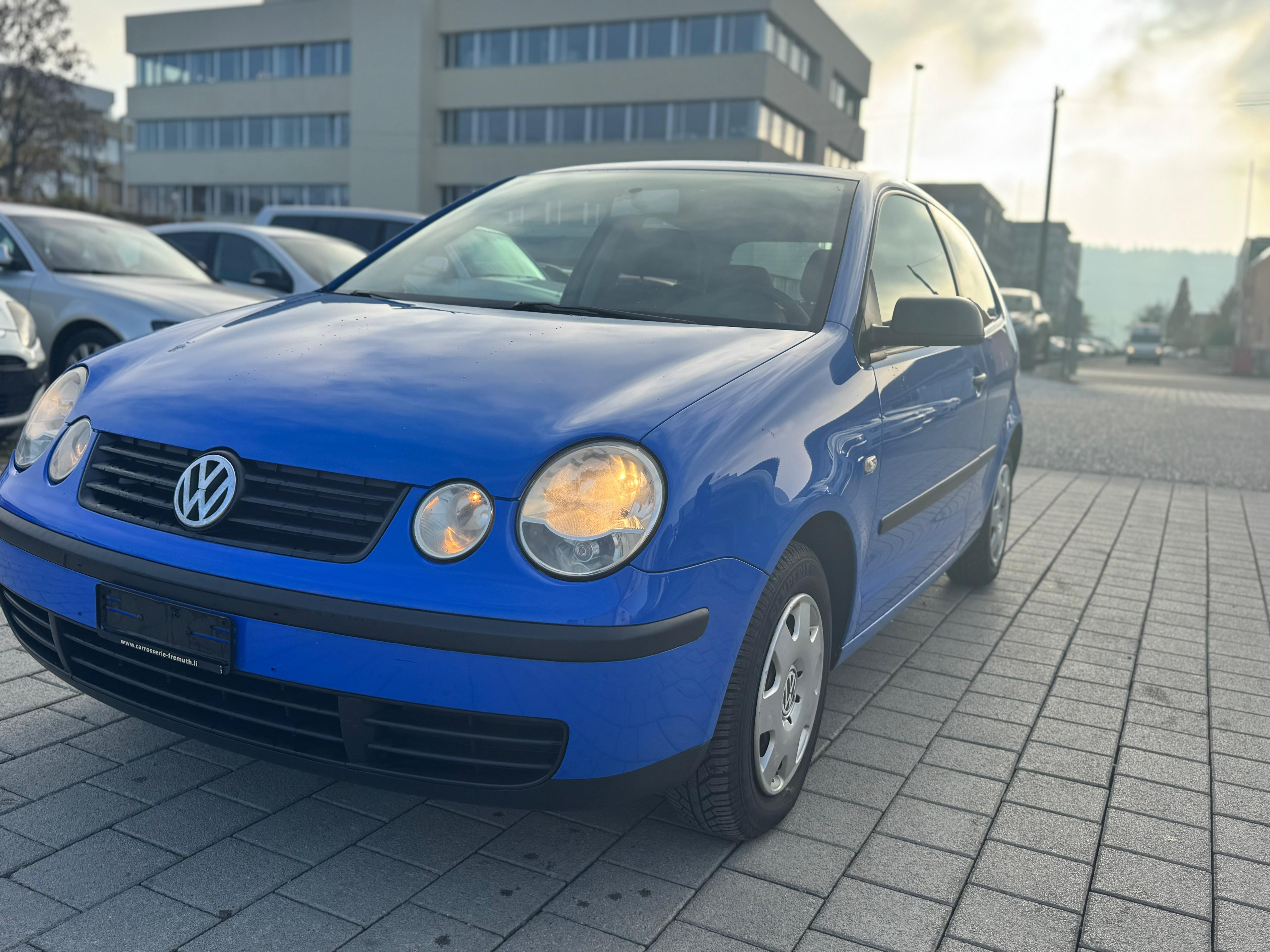 VW POLO