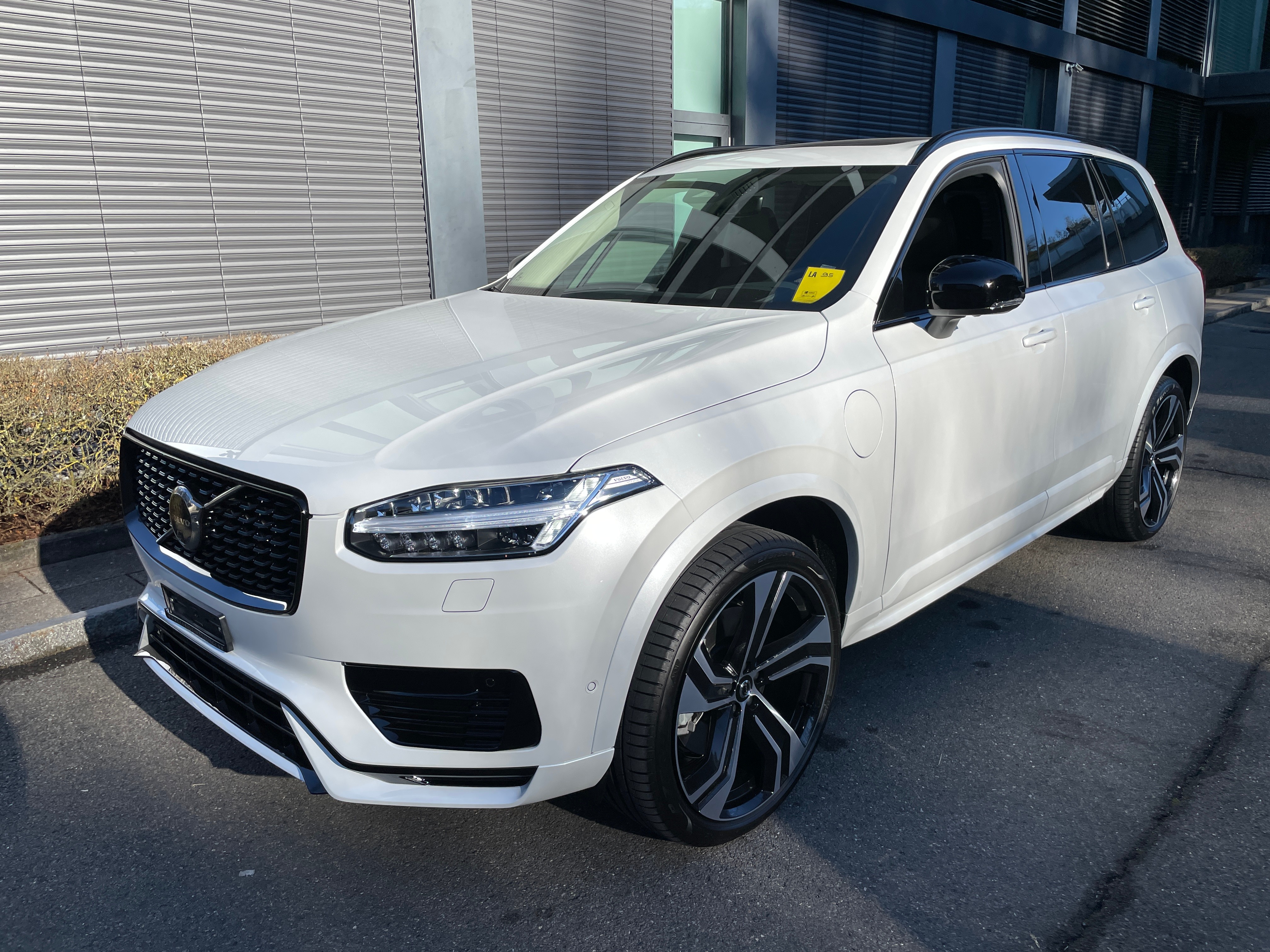 VOLVO XC90 T8 eAWD PluginHybrid Ultra Dark Geartronic