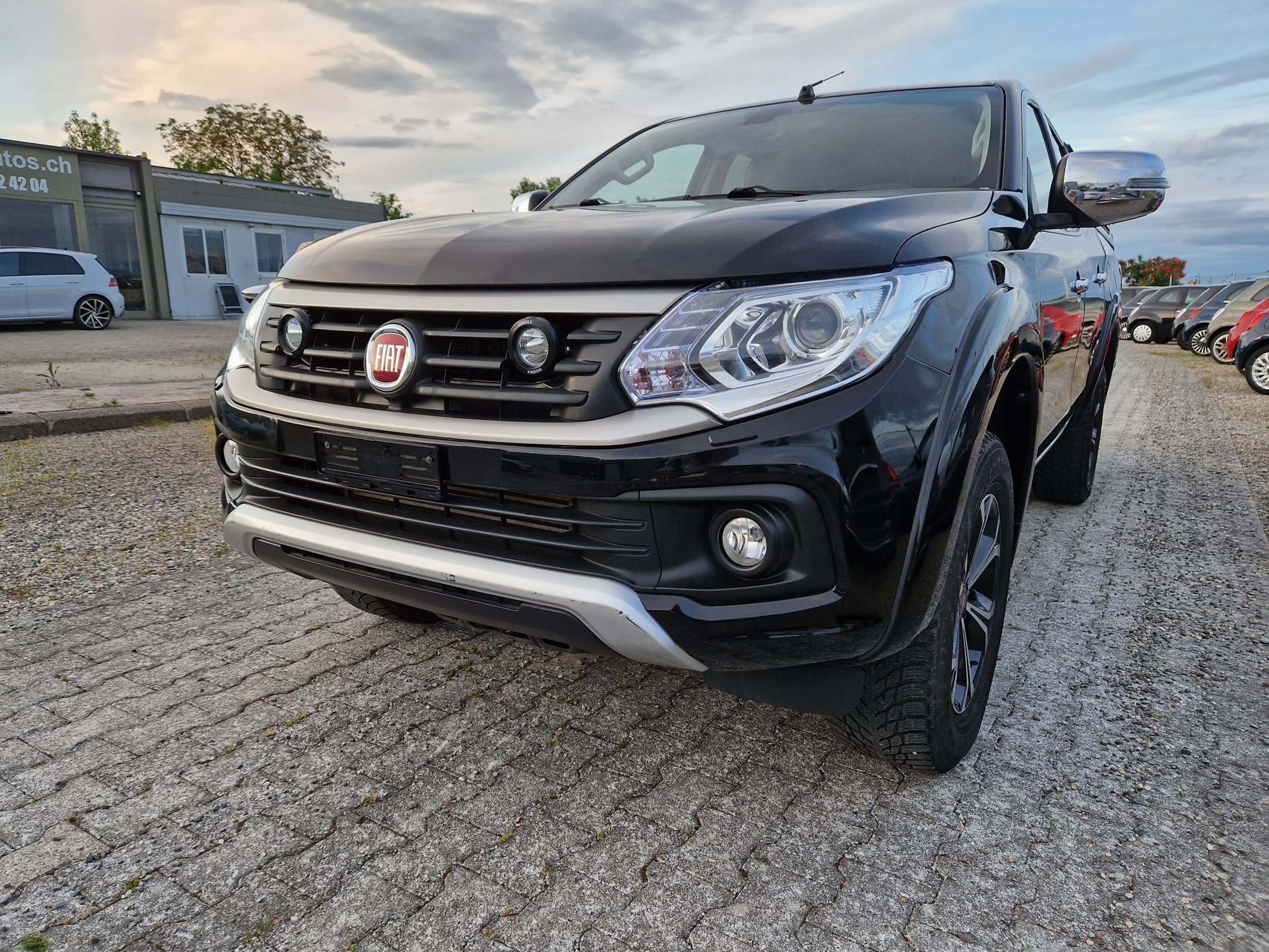 FIAT Fullback LX 2.4 MJ DC 4WD