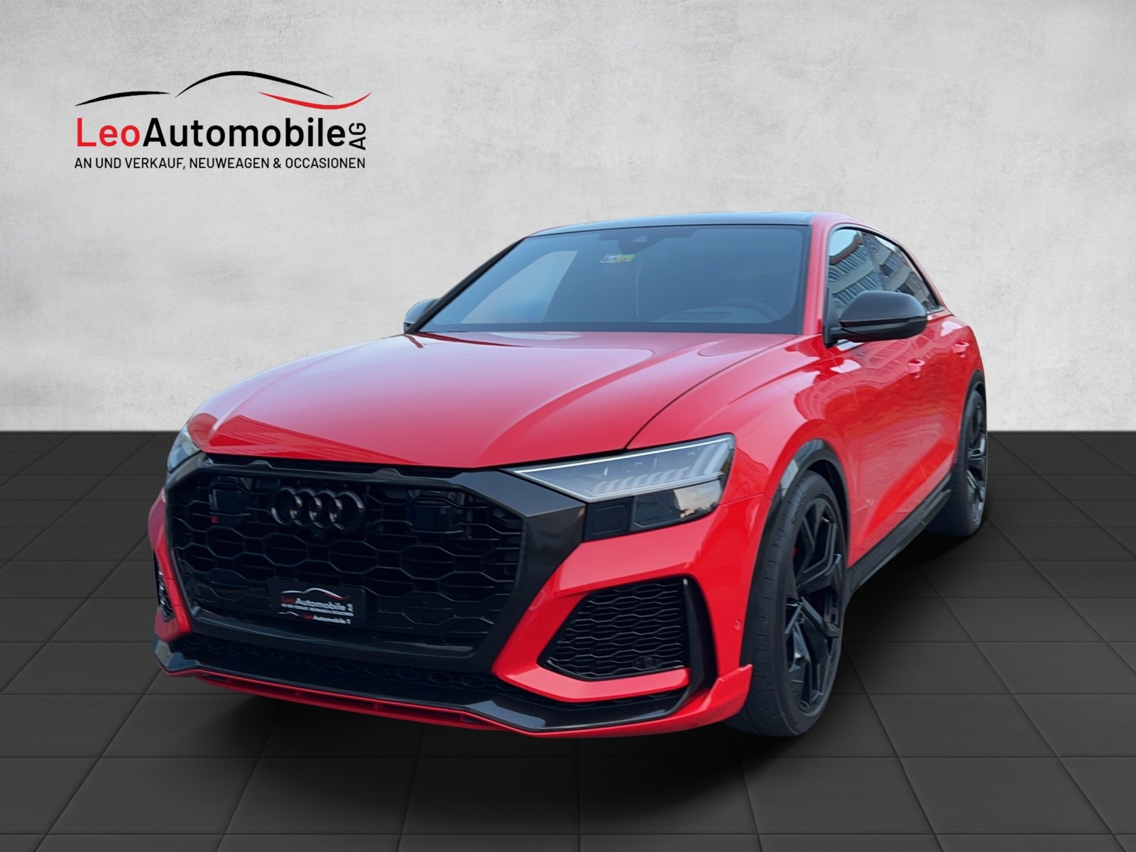 AUDI RSQ8 quattro tiptronic