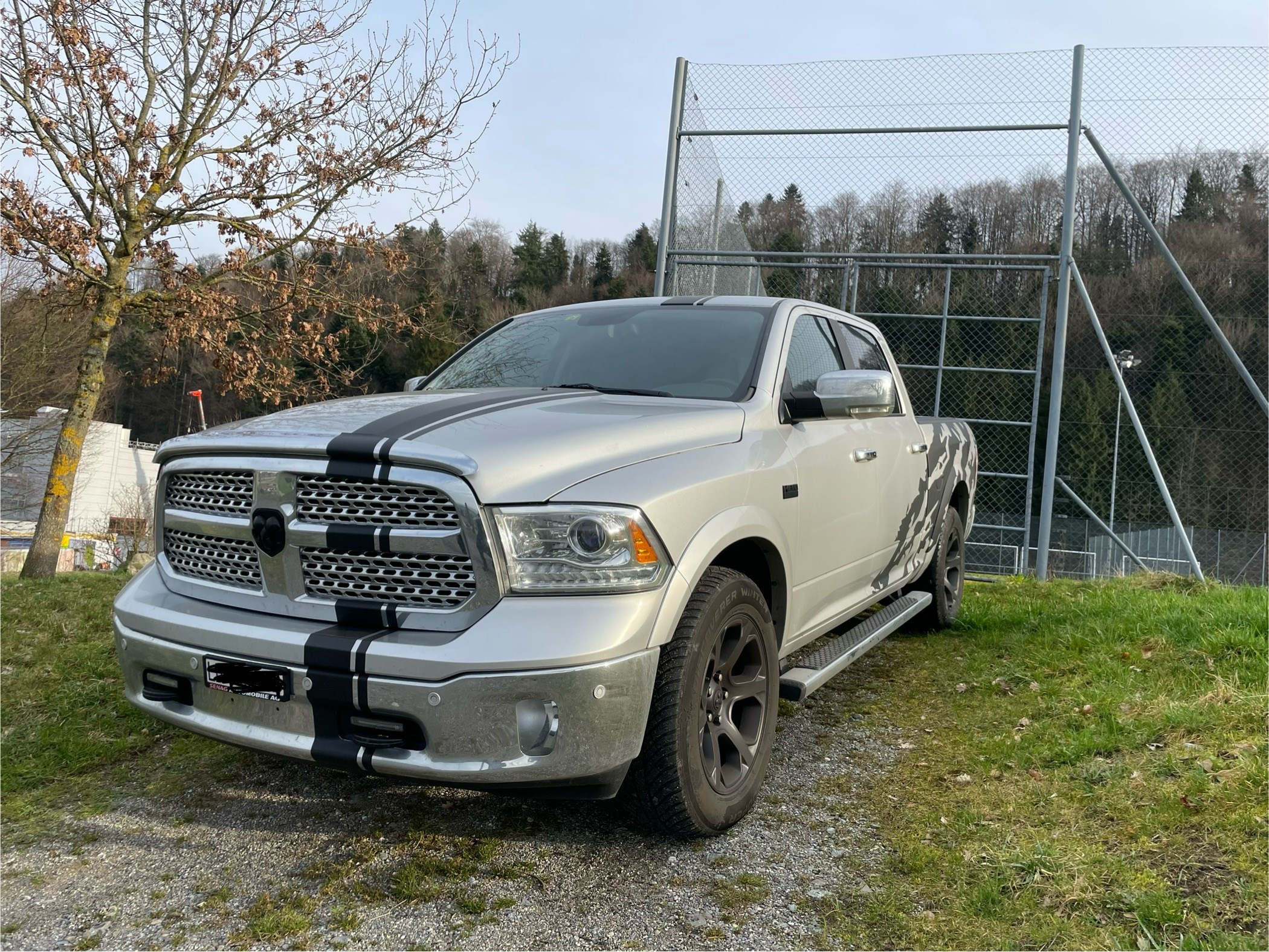 DODGE RAM 1500 HEMI V8 CrewCab Laramie 5.7Lt