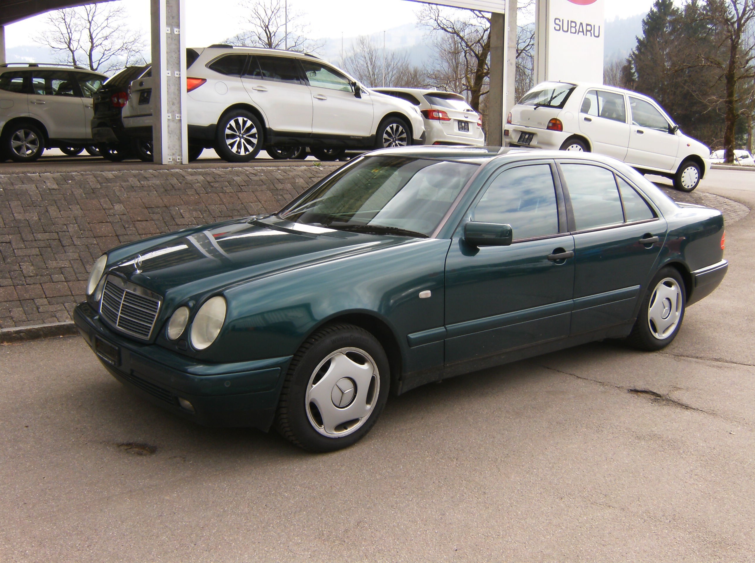 MERCEDES-BENZ E 280 Classic 4-Matic Automatic