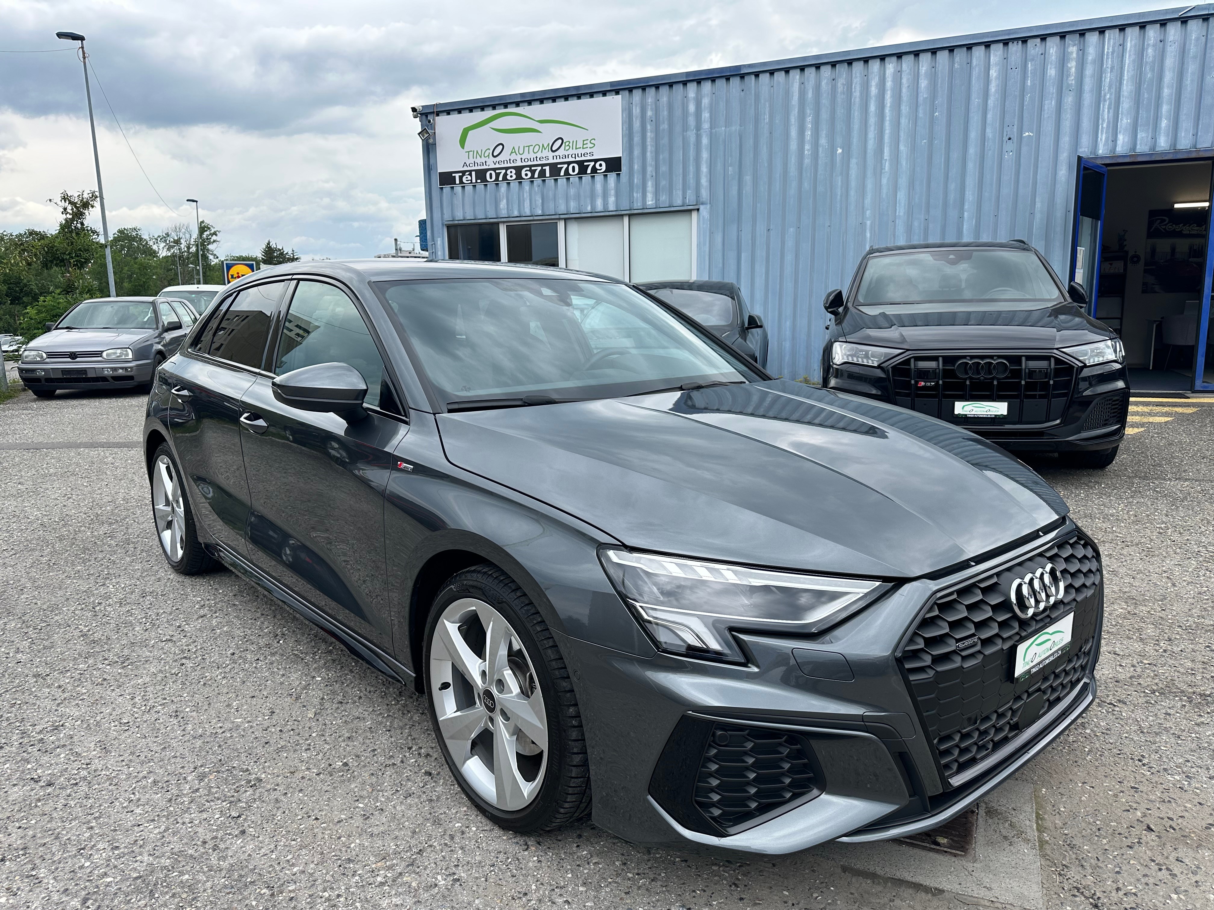 AUDI A3 Sportback 40 TFSI S line quattro