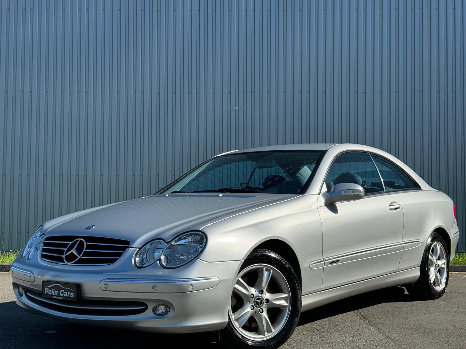 MERCEDES-BENZ CLK 320 Elégance Automatic