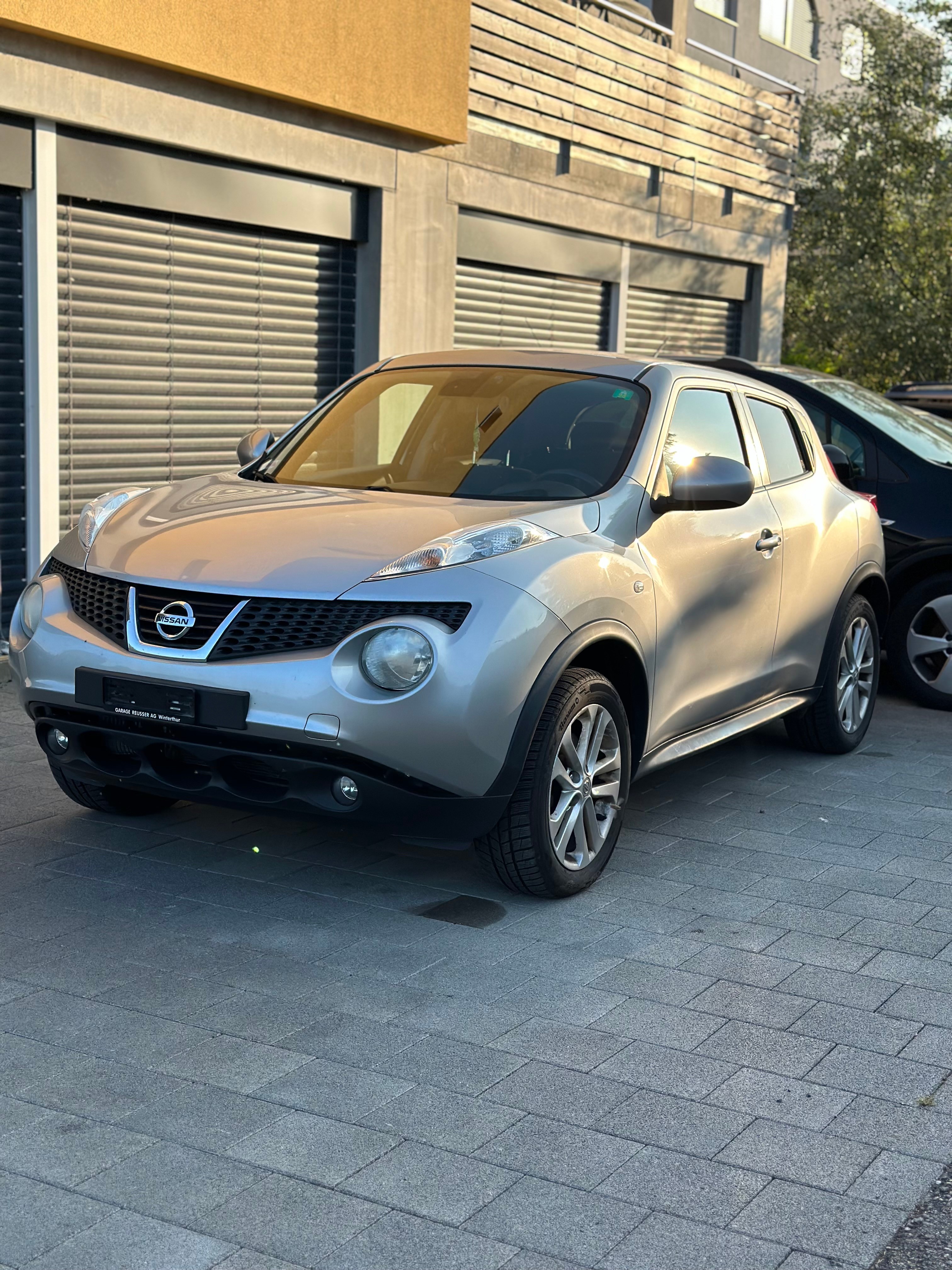 NISSAN Juke 1.6 DIG-T tekna 4x4 Xtronic M-CVT