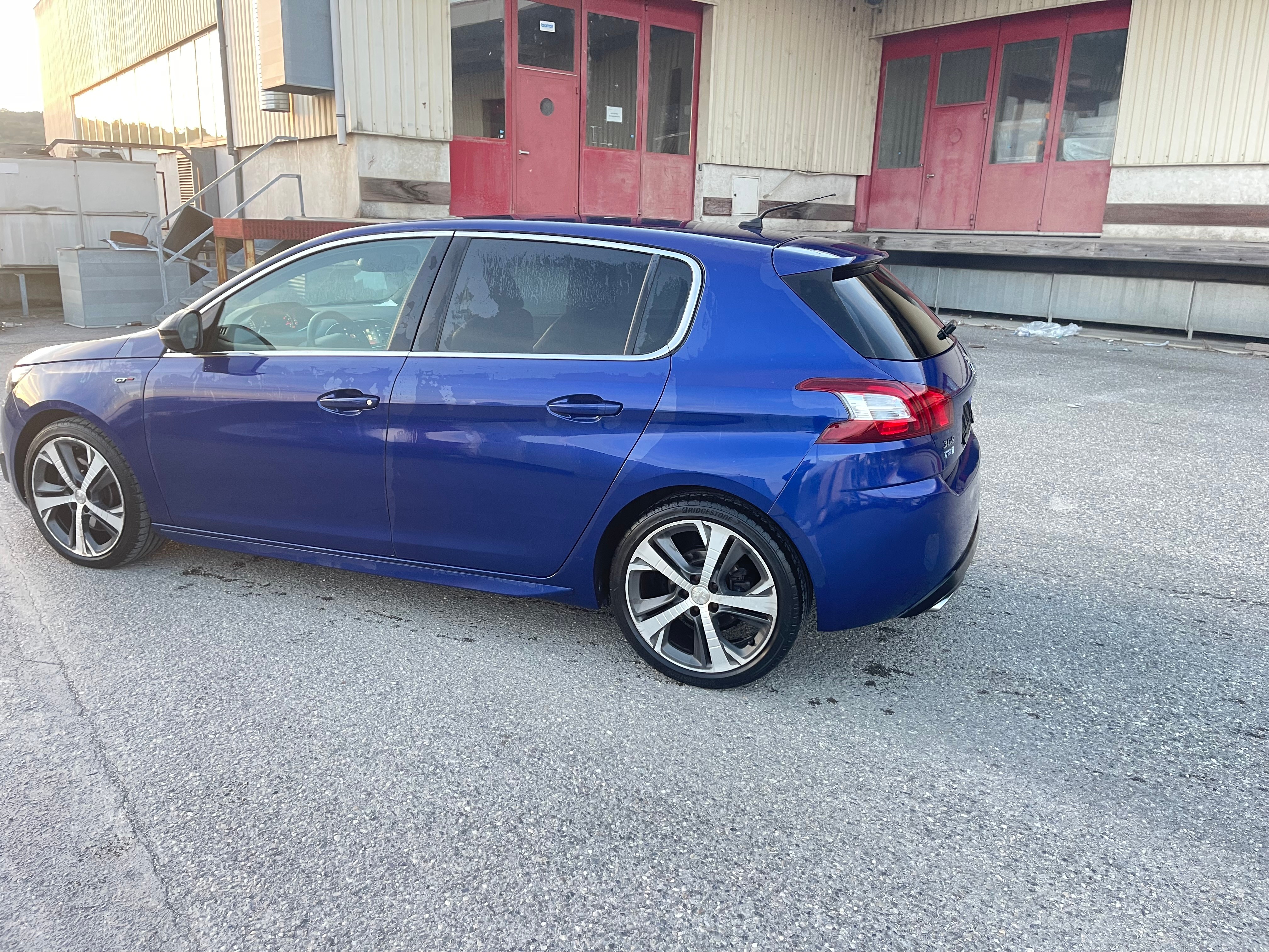 PEUGEOT 308 1.6 e-THP GT