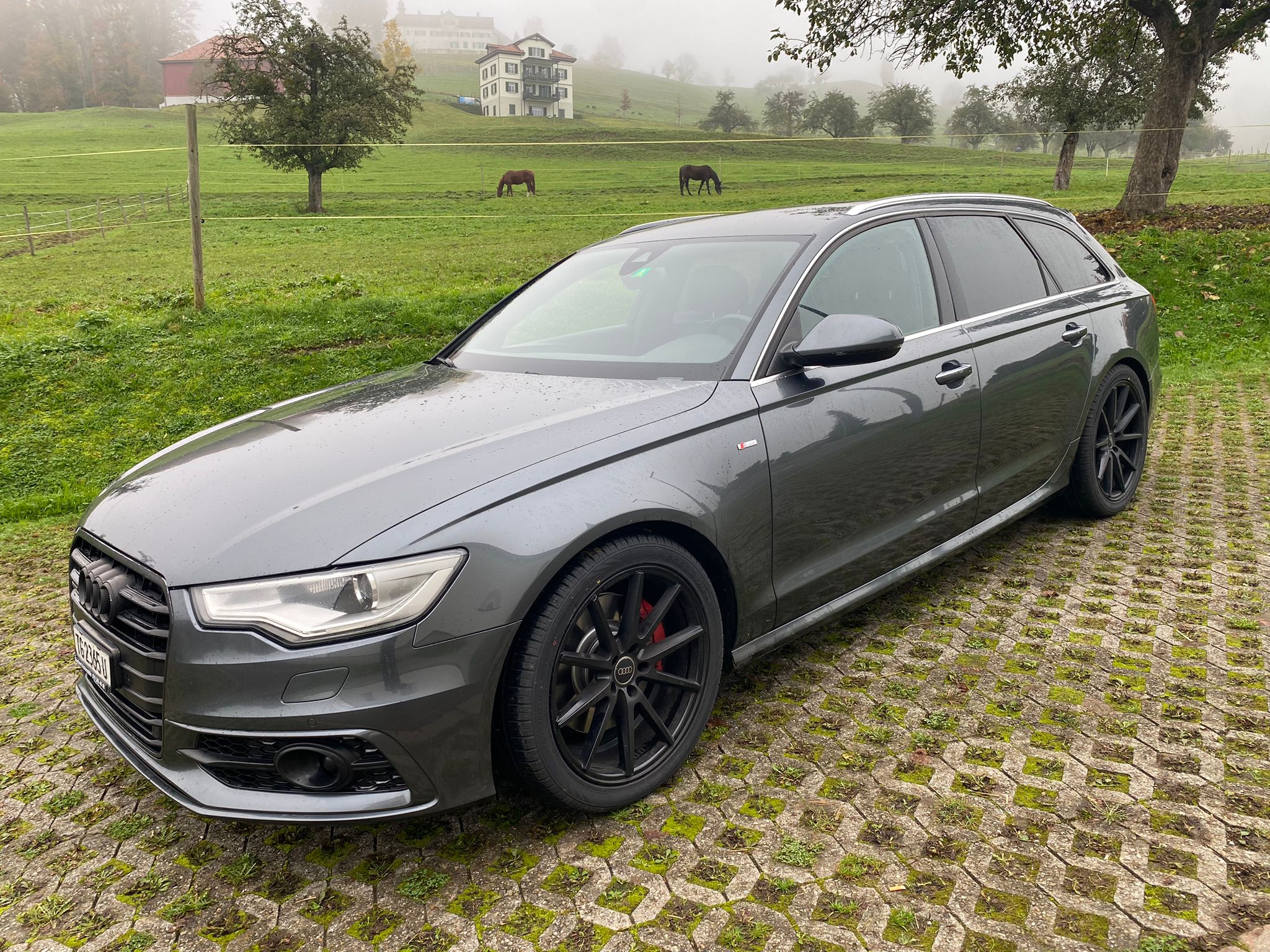 AUDI A6 Avant 3.0 TDI V6 quattro S-tronic