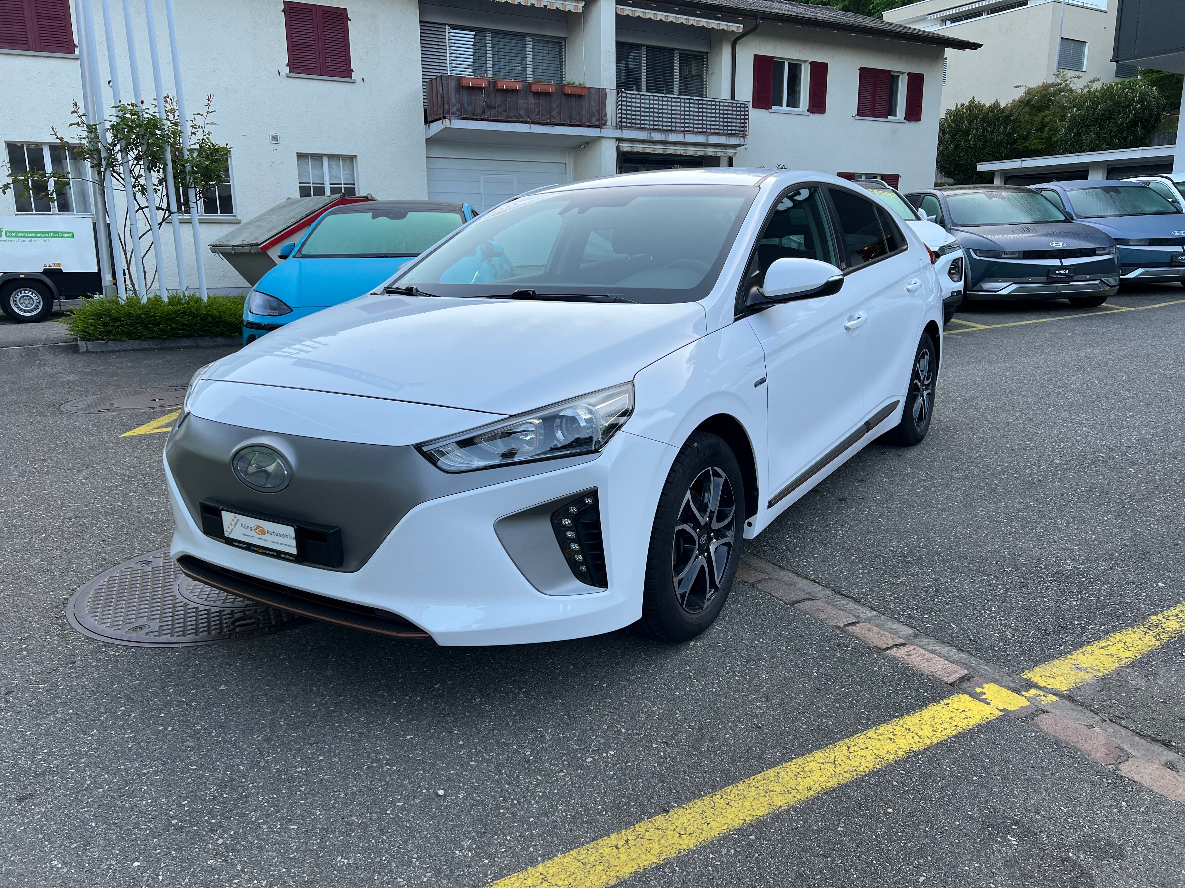 HYUNDAI Ioniq Amplia