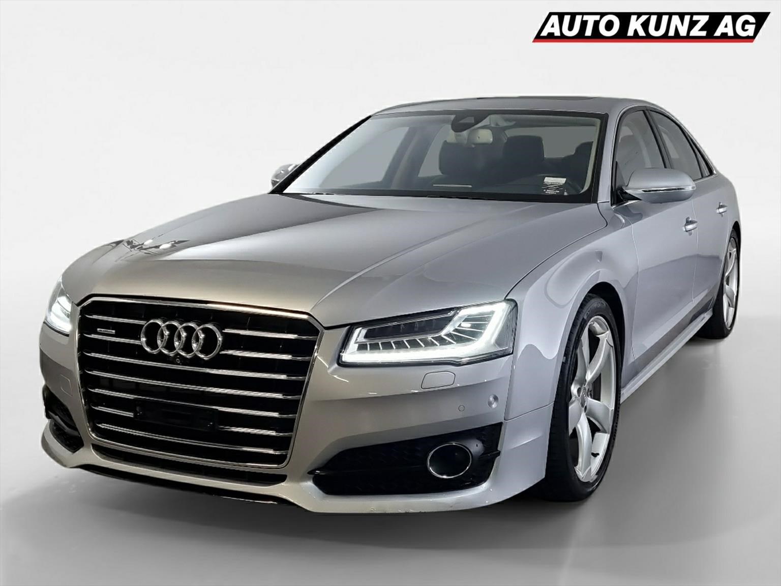 AUDI A8 4.0 TFSI V8 quattro