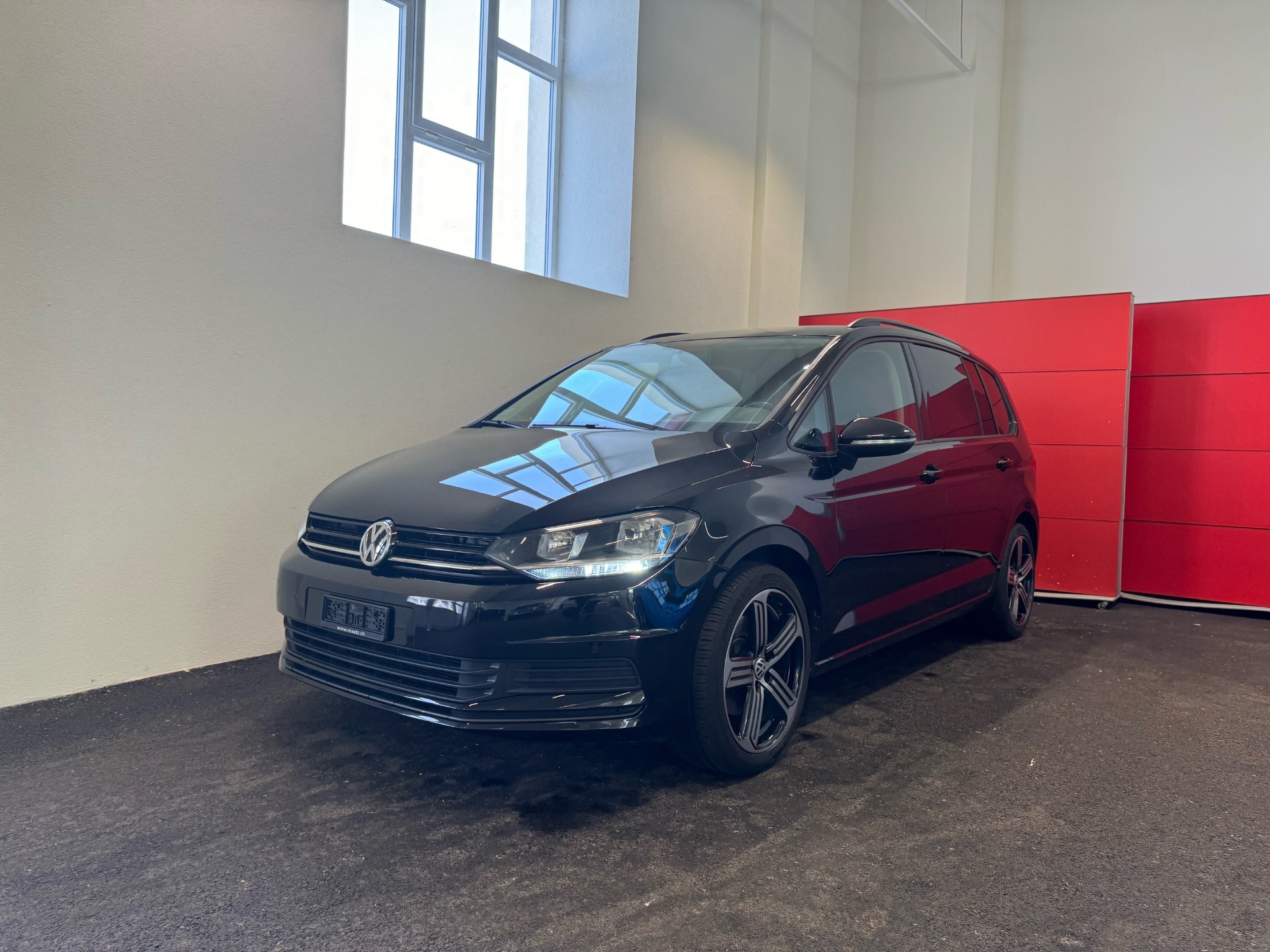 VW Touran 1.4 TSI BMT Trend