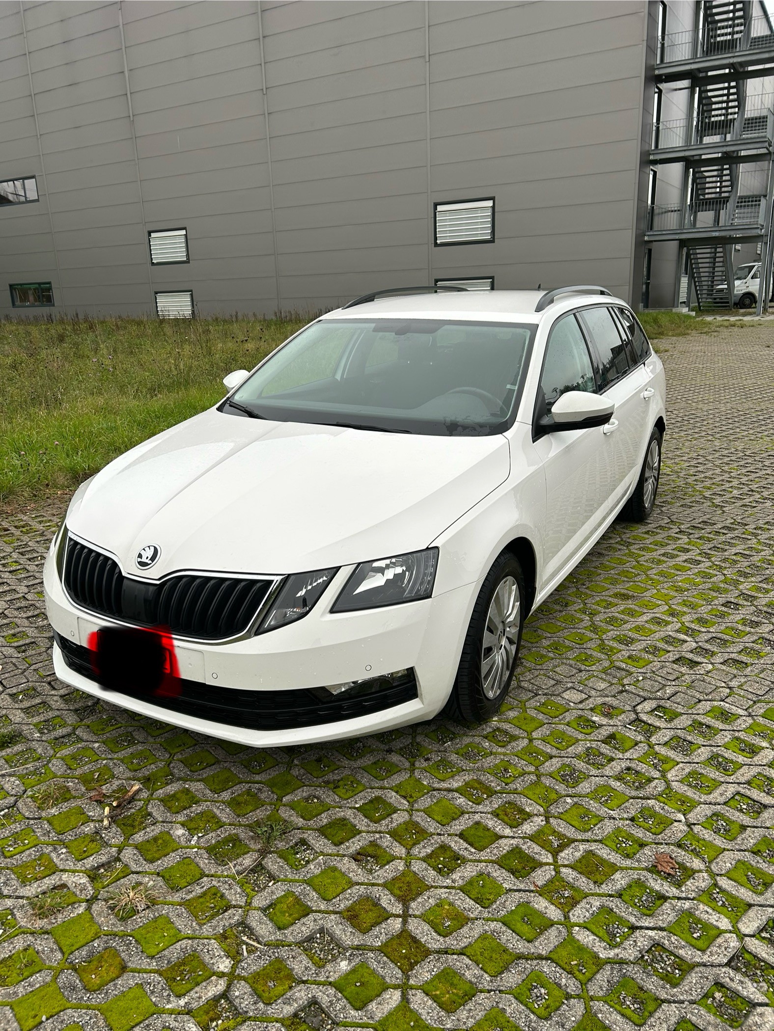 SKODA Octavia Combi 2.0 TDI Ambition 4x4 DSG