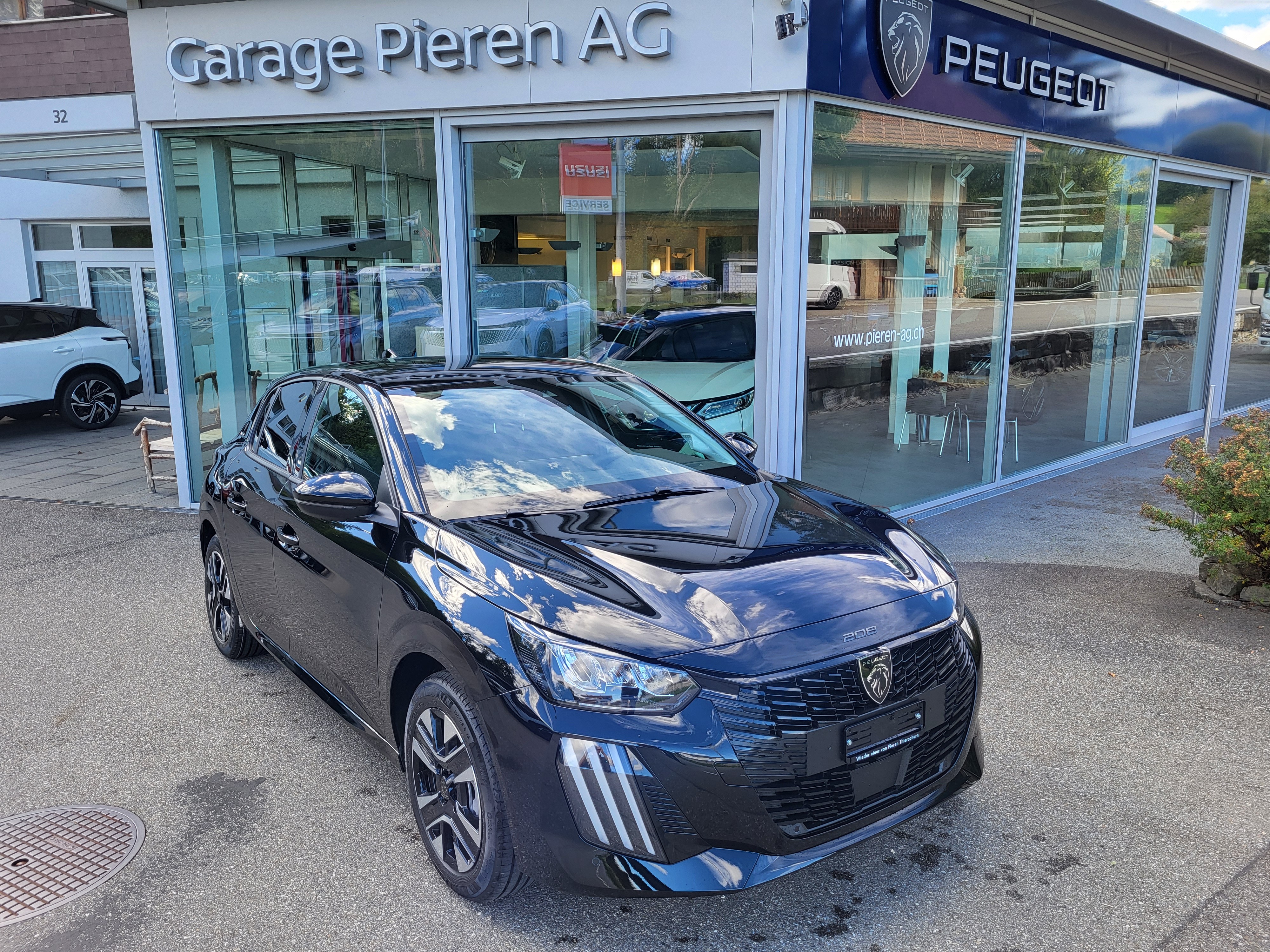 PEUGEOT 208 1.2 PureTech Allure Premium