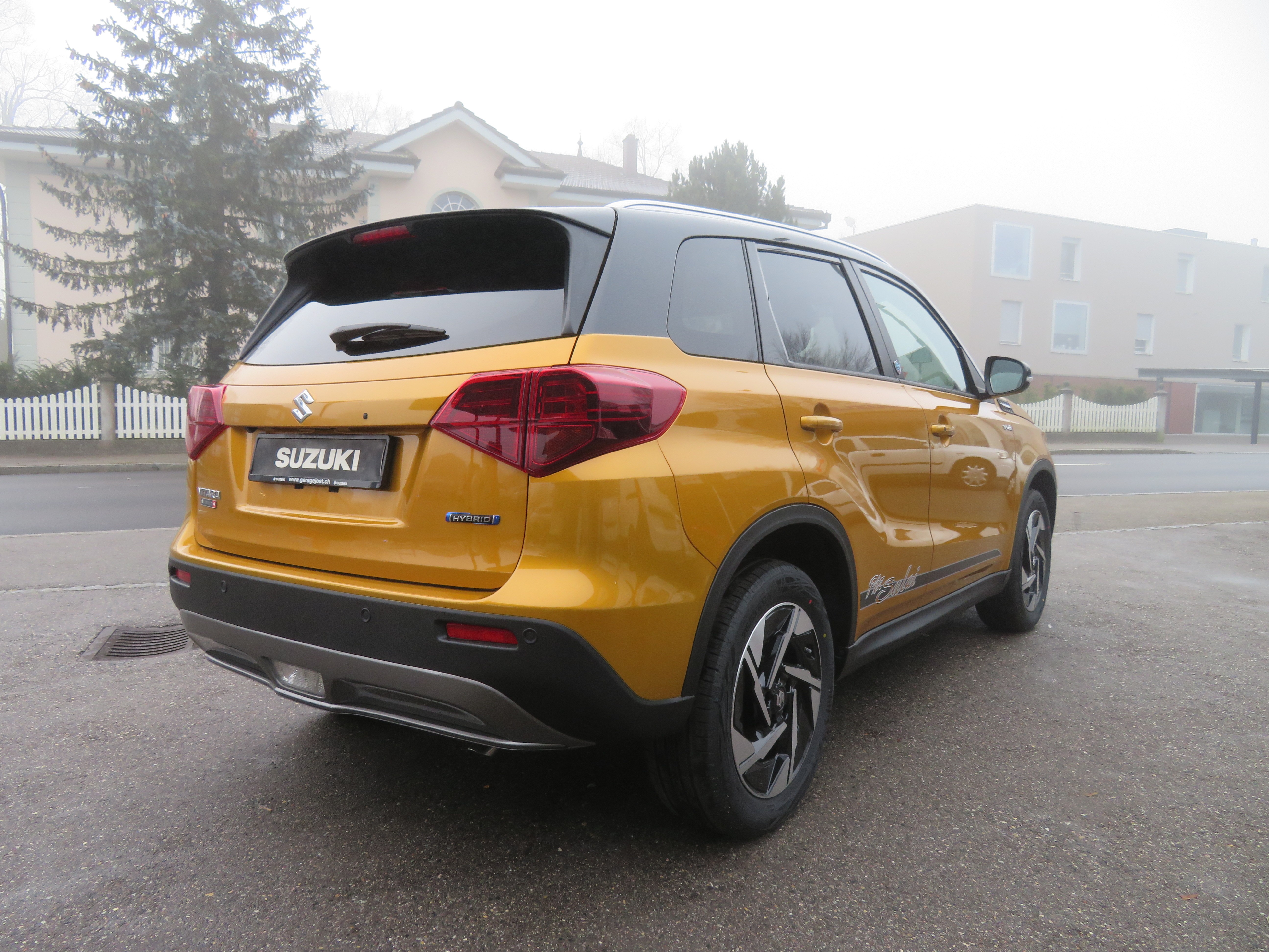 SUZUKI Vitara 1.5 Hybrid Piz Sulai Top