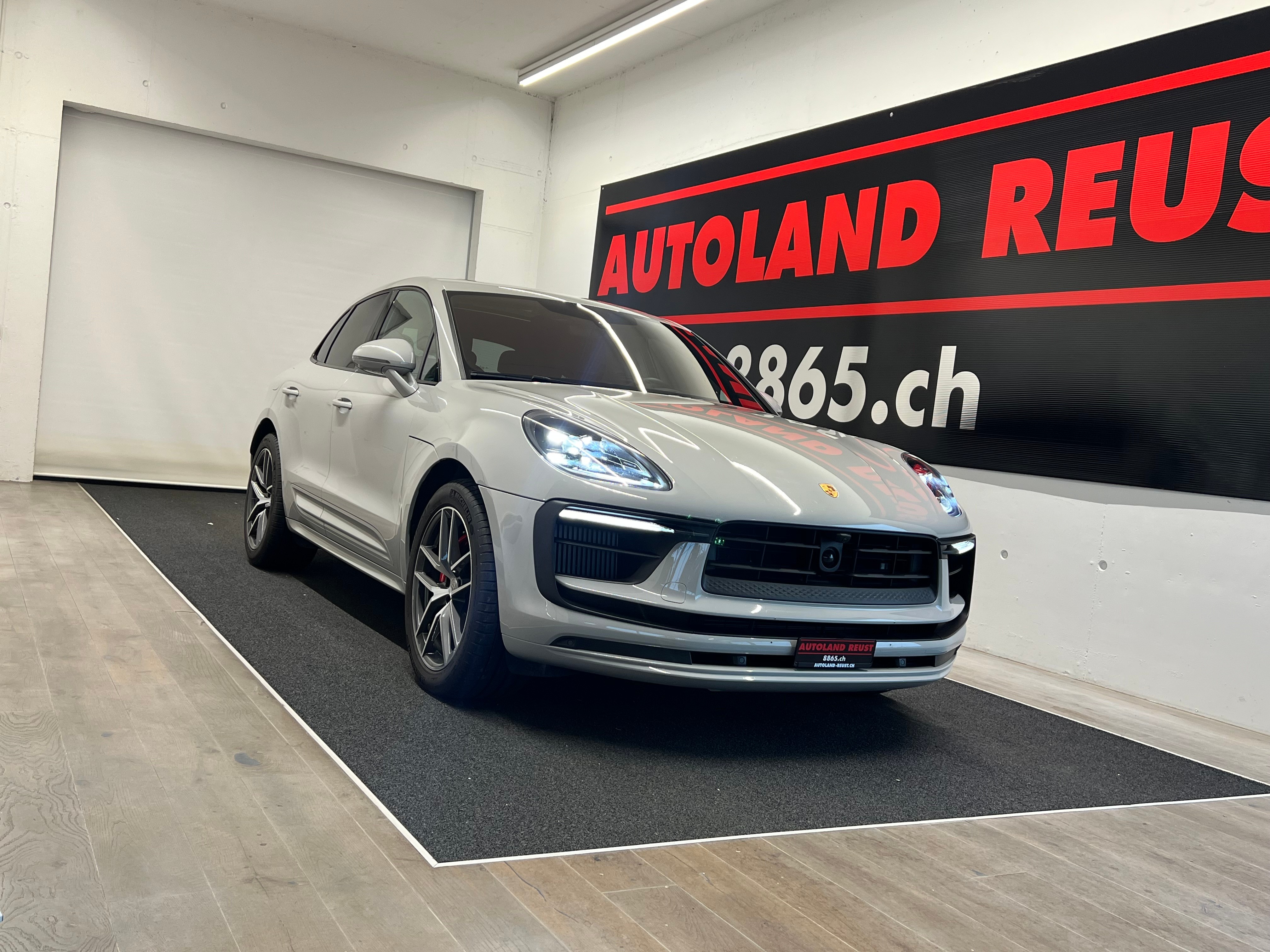 PORSCHE Macan S PDK