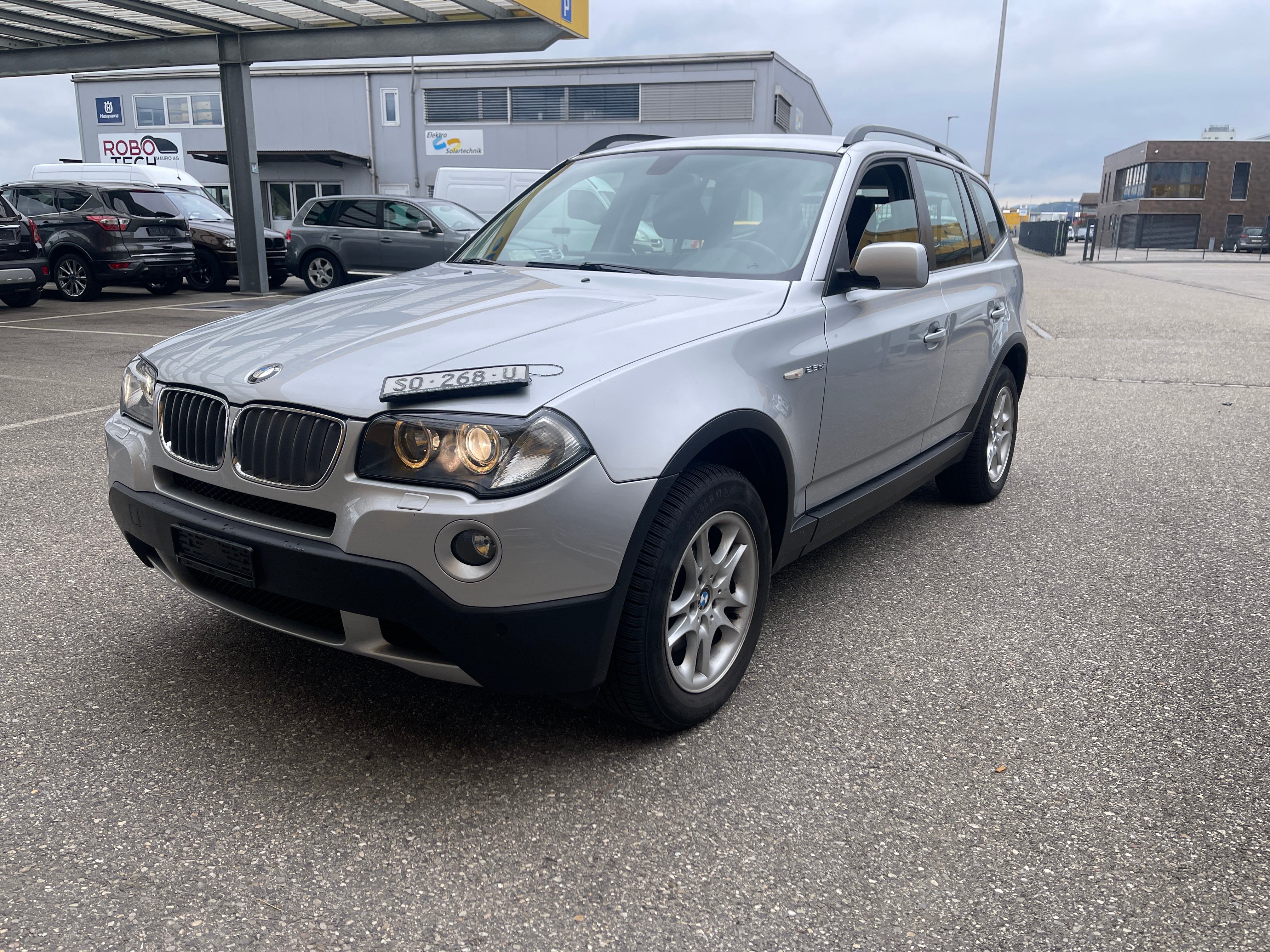 BMW X3 xDrive 25i (2.5si)