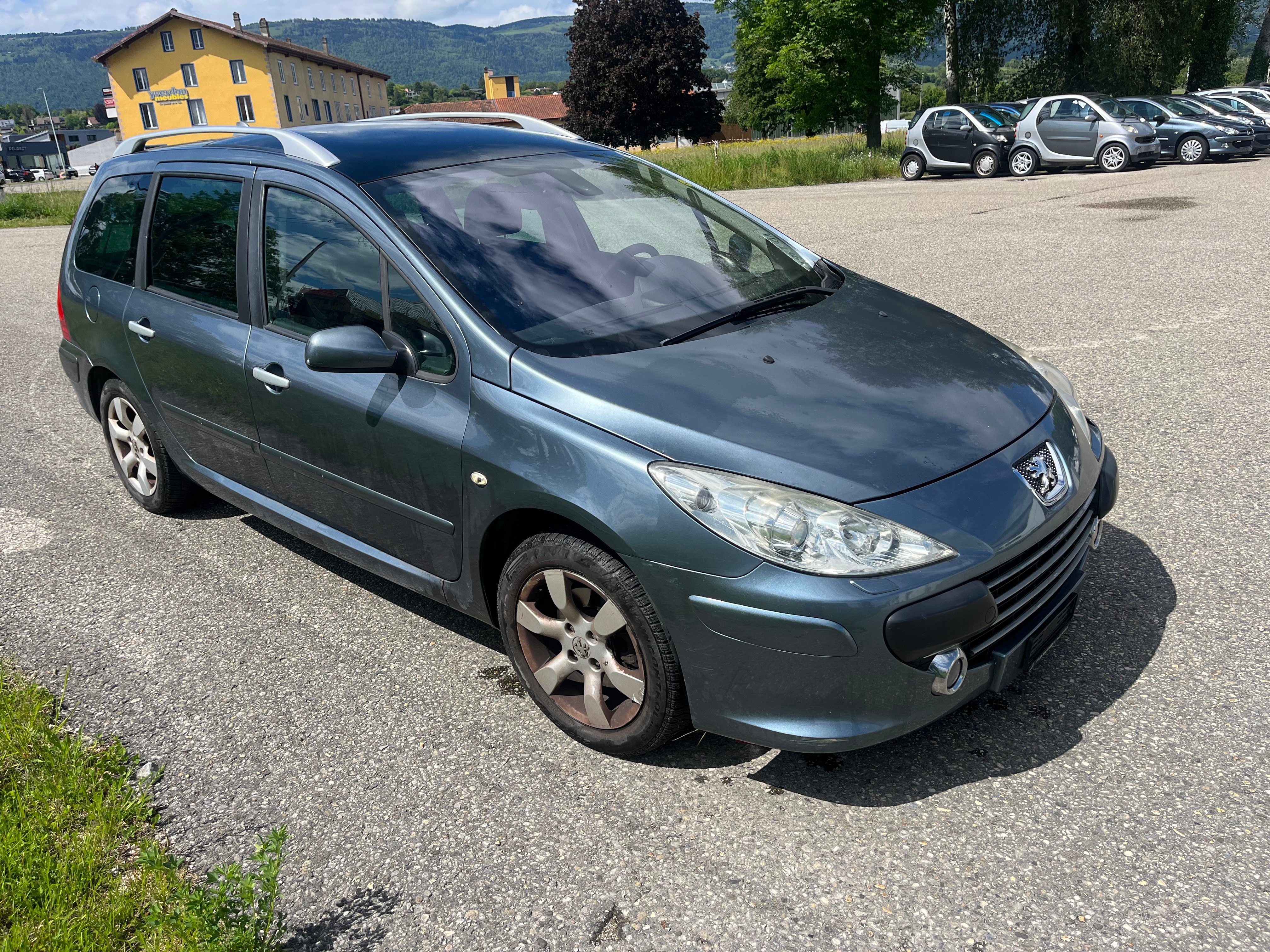 PEUGEOT 307