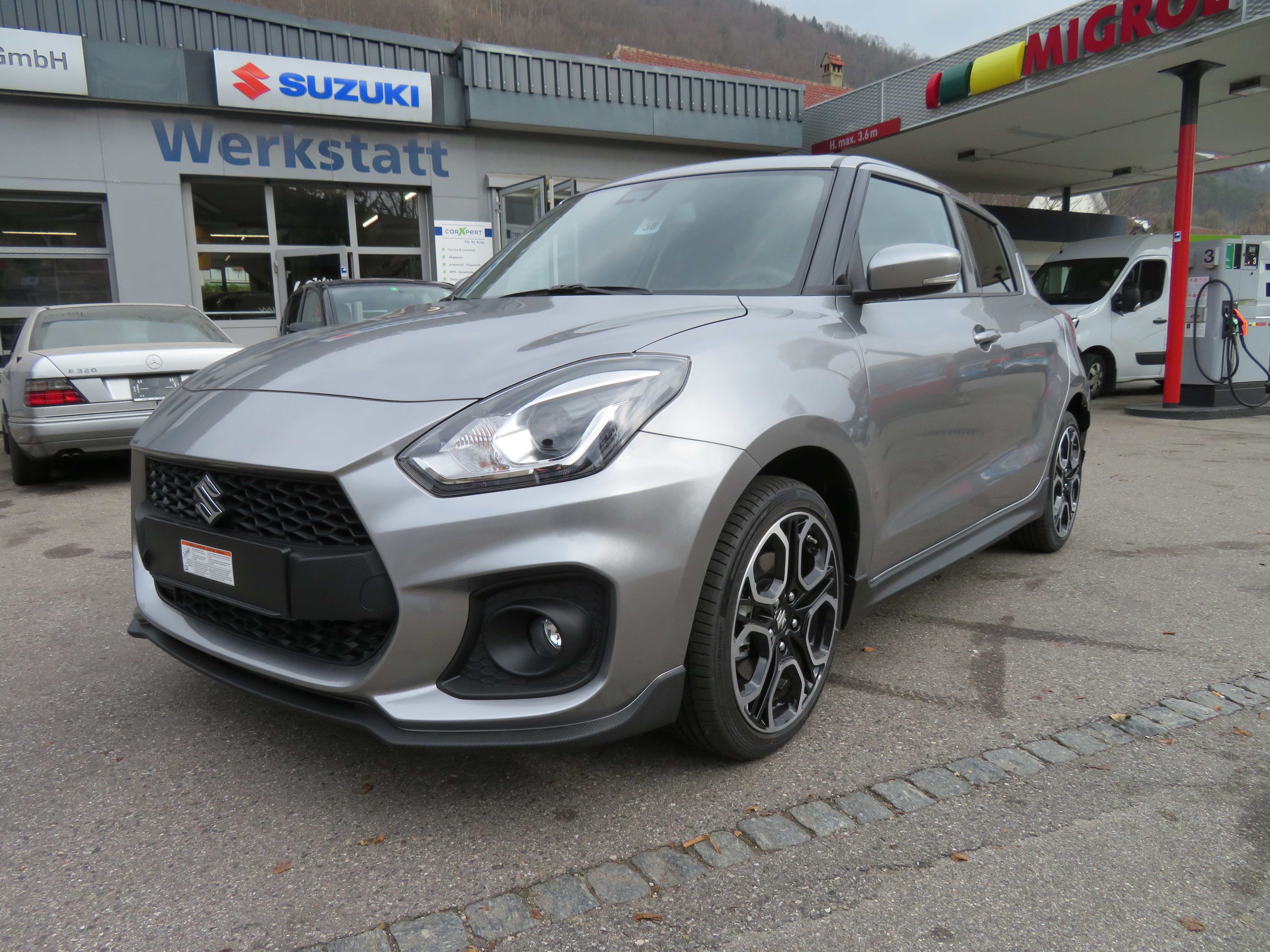 SUZUKI Swift Sport 1.4i 16V Compact Top Hybrid