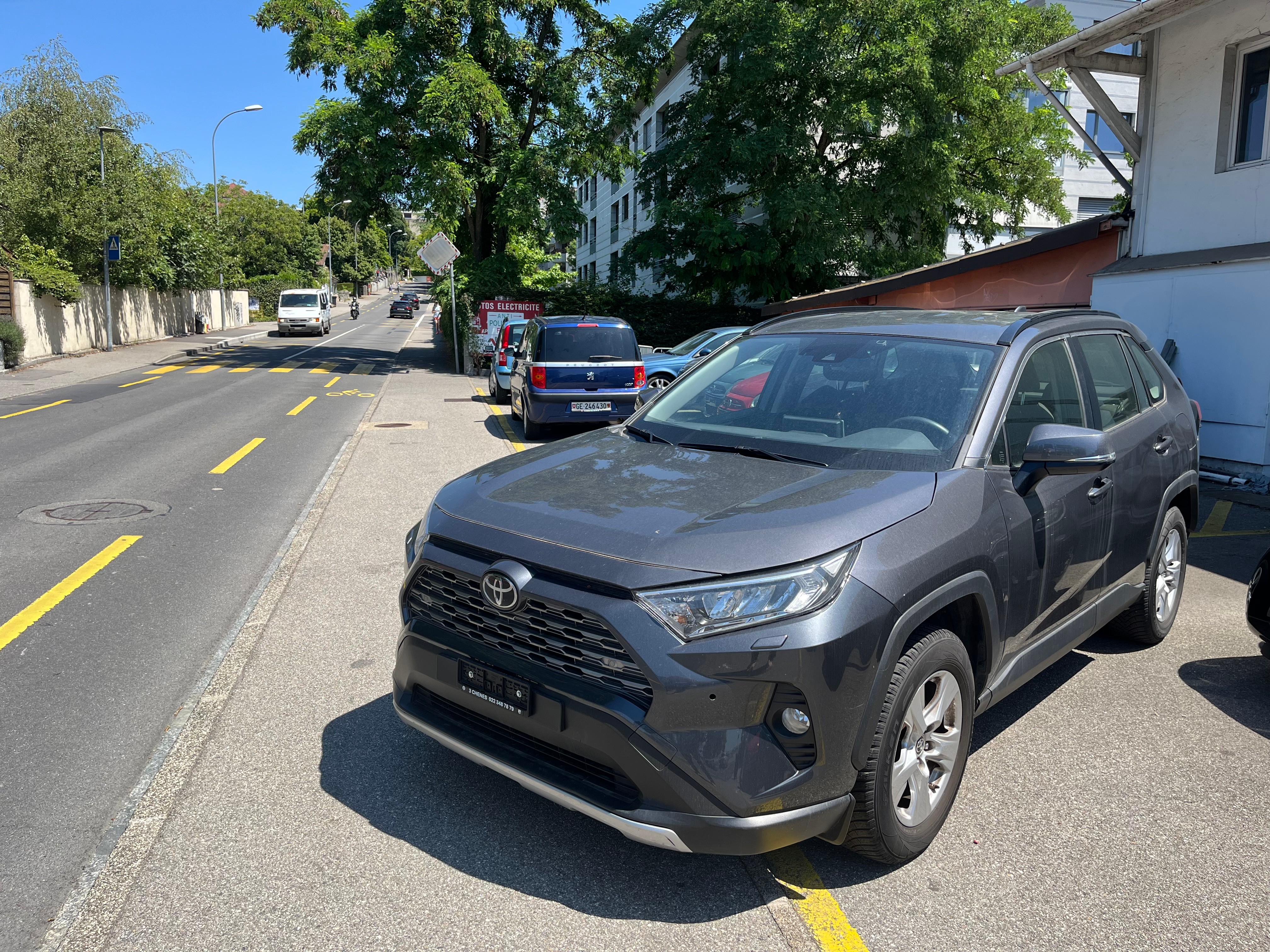 TOYOTA RAV-4 2.0 Comfort Multidrive S 4WD