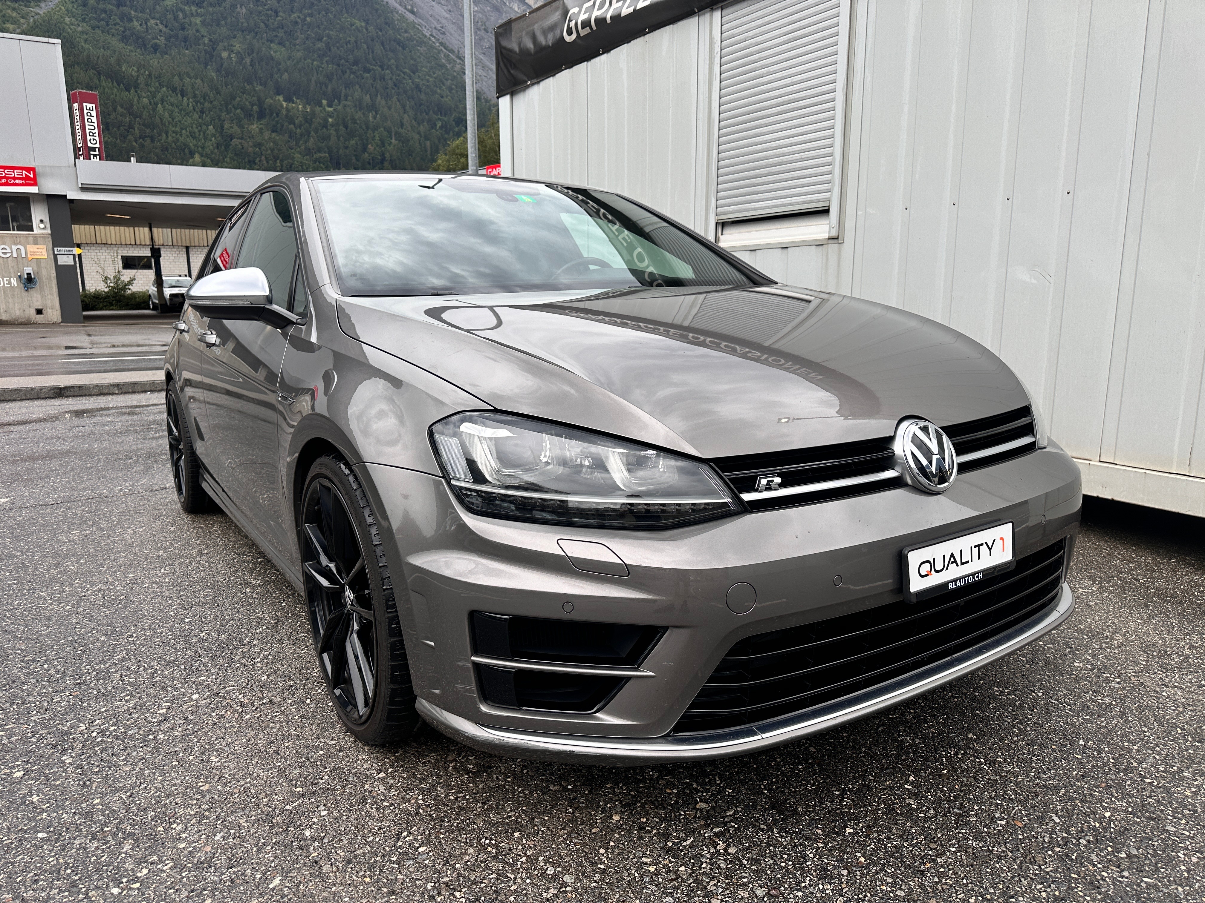 VW Golf 2.0 TSI R 4Motion DSG